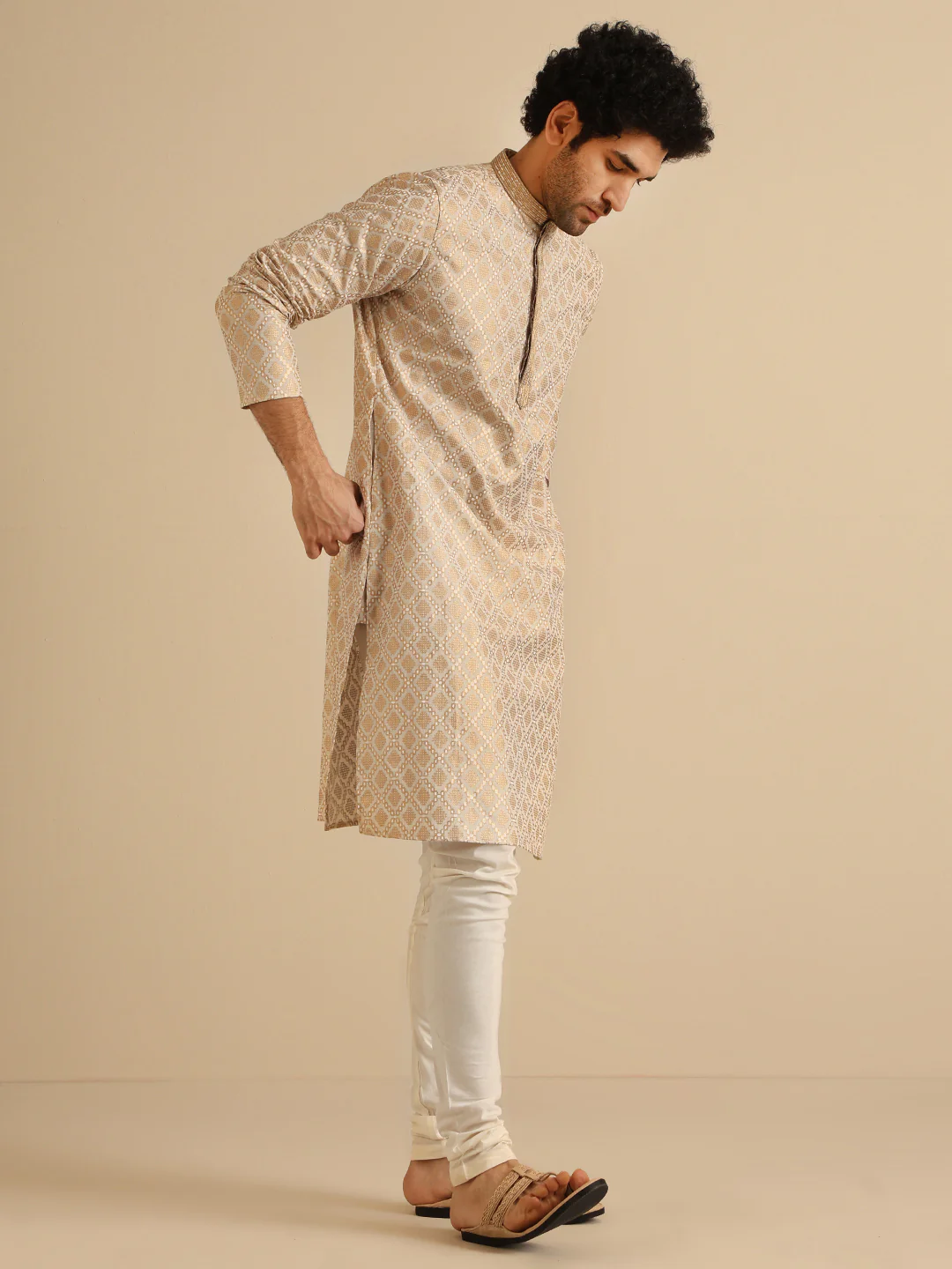 Beige Cotton Blend Textured Printed Kurta - Image 2