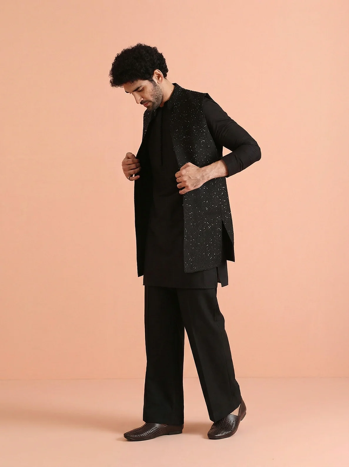 Black Blended Sequin Embellished Mid Kurta Front Open Jacket Wide Leg Trouser Set - Image 7
