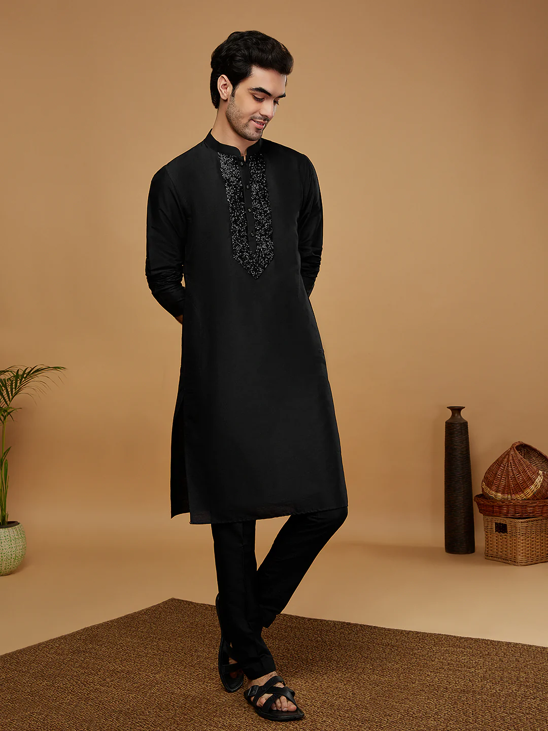 Black Cotton Blend Embellished Long Kurta - Image 2