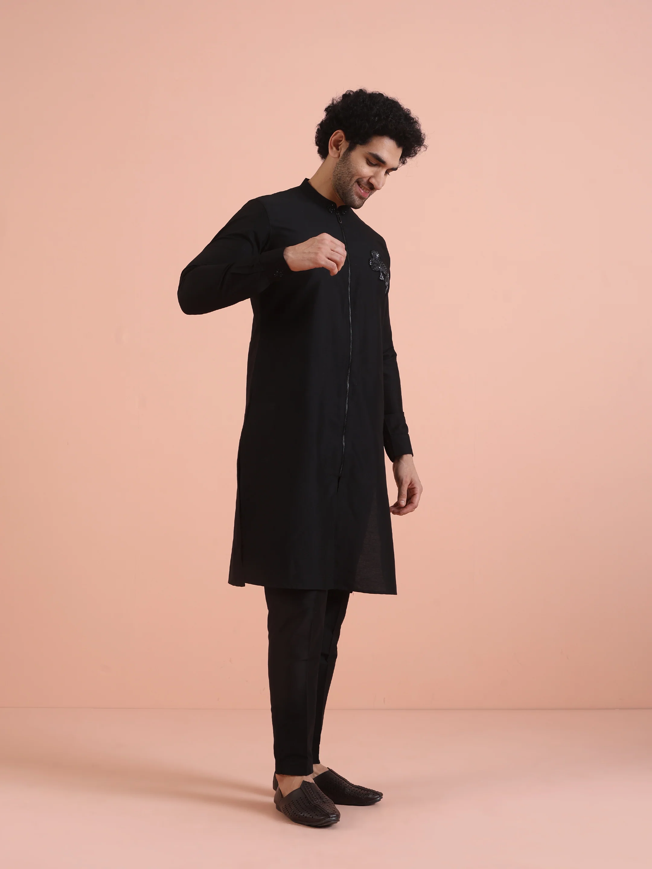 Black Cotton Blend Embroidered Long Kurta - Image 2