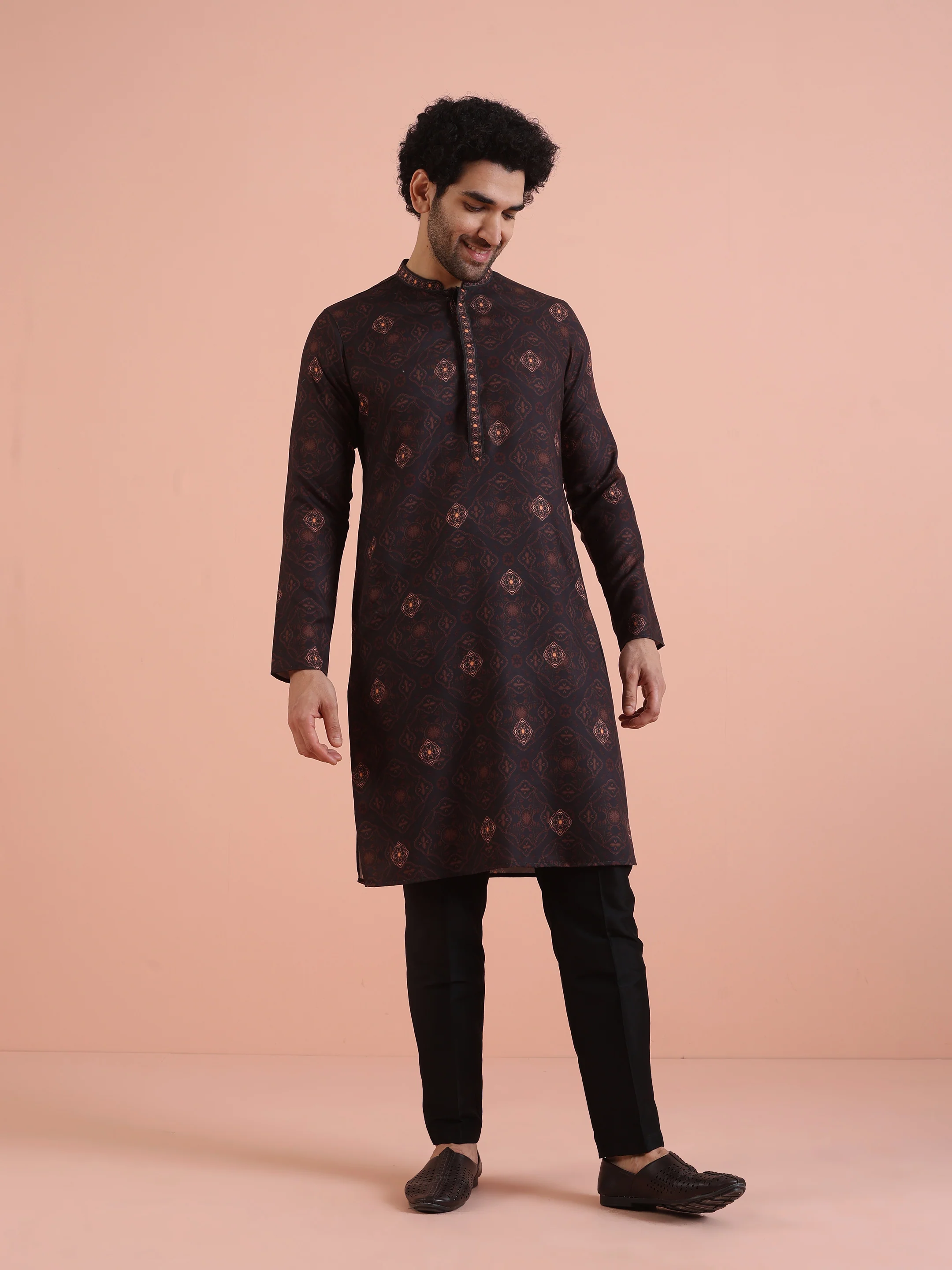 Black Cotton Blend Printed Kurta Trouser Set - Image 2