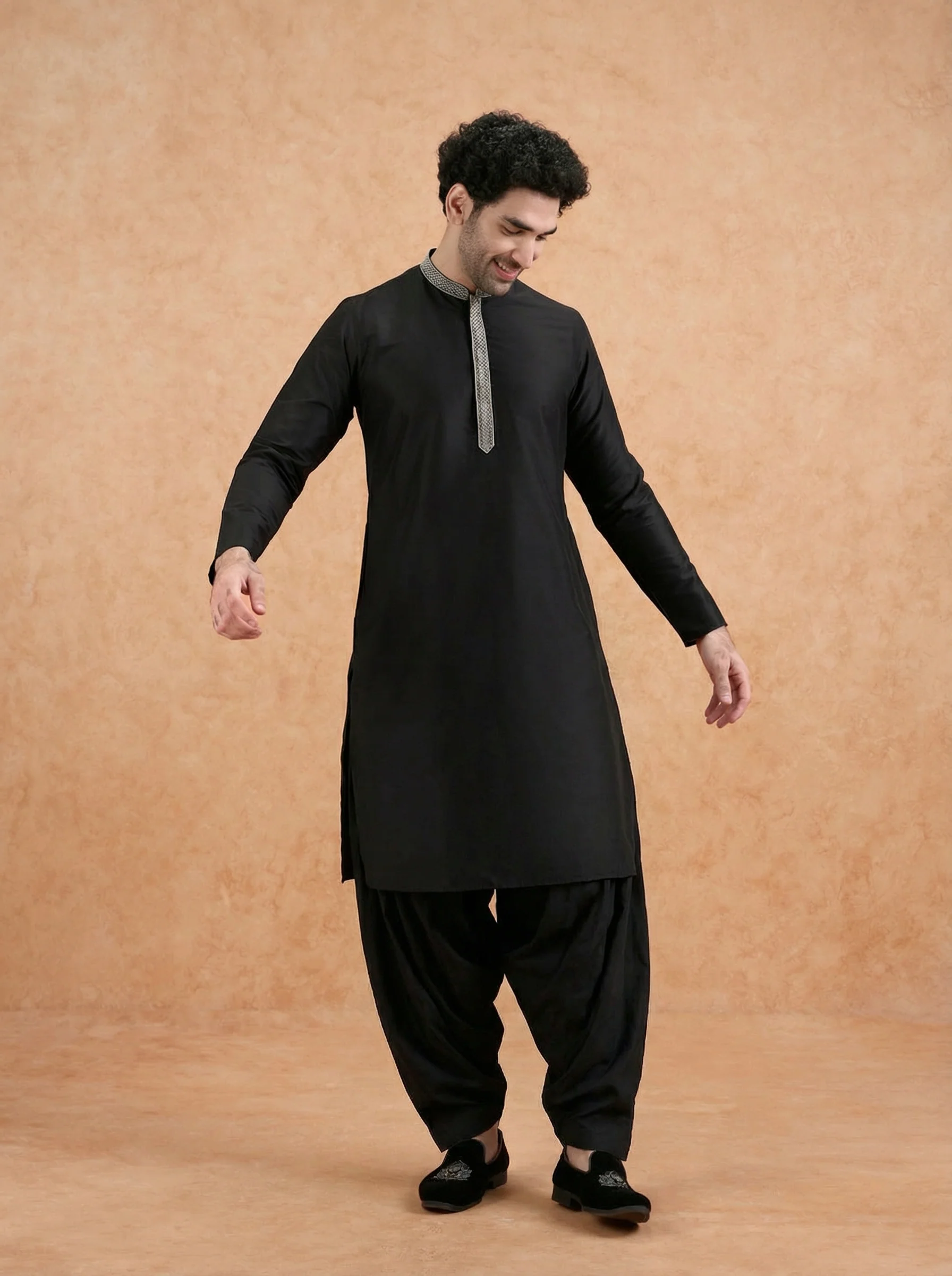 Black Cotton Blend Solid Kurta Patiyala Set - Image 8