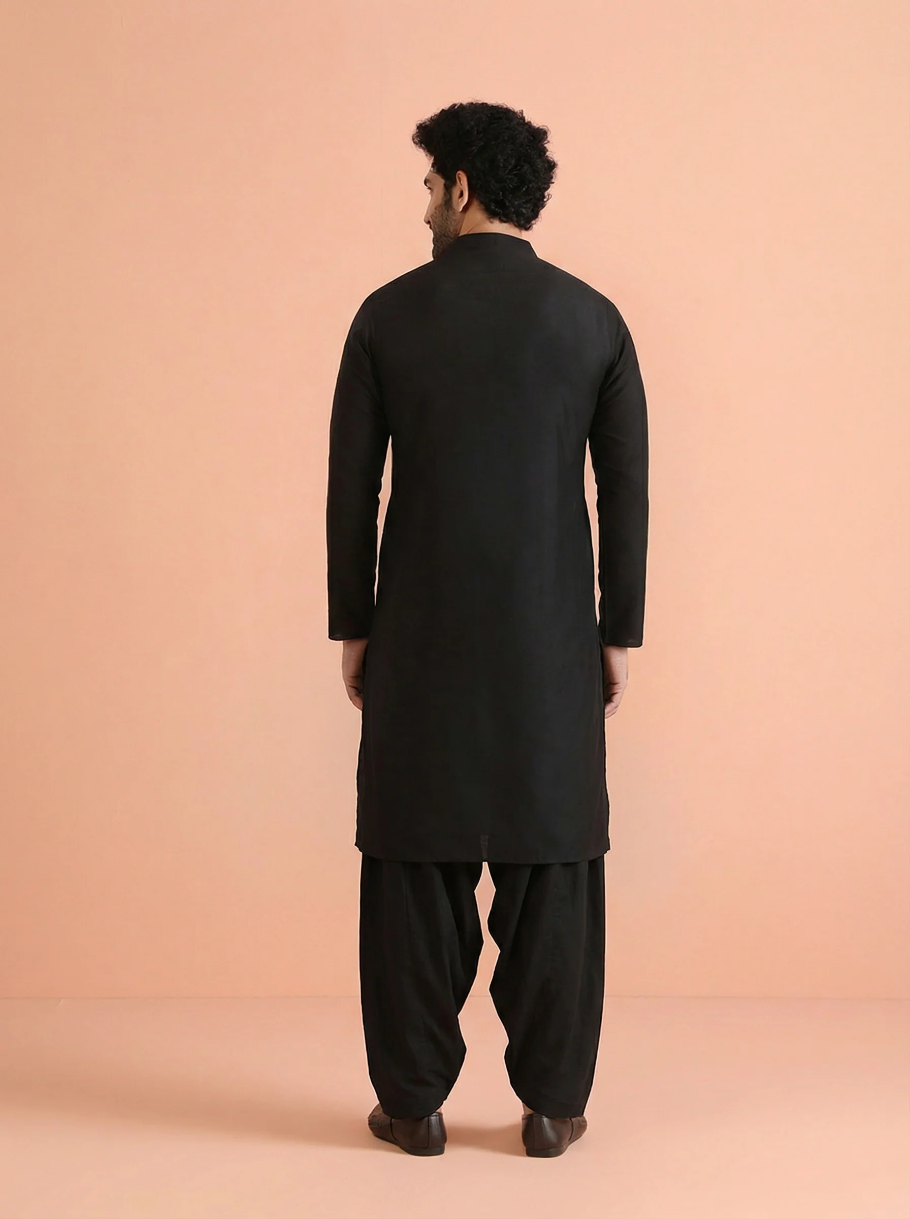 Black Cotton Blend Solid Kurta Patiyala Set - Image 4