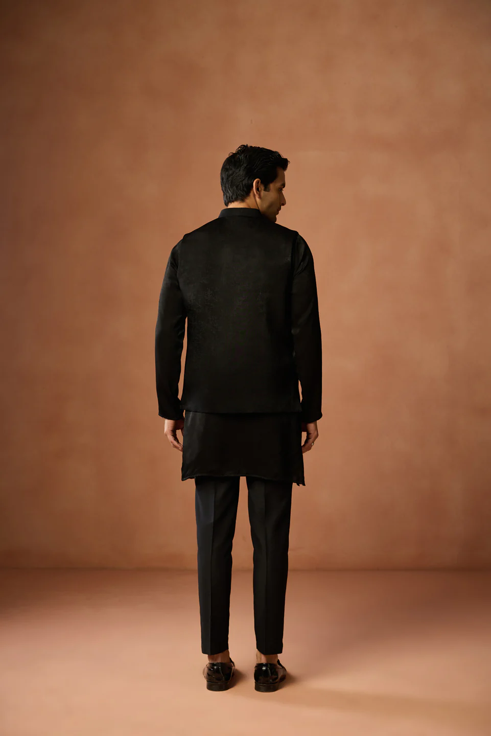 Black Jacket Kurta Trouser Set - Image 4