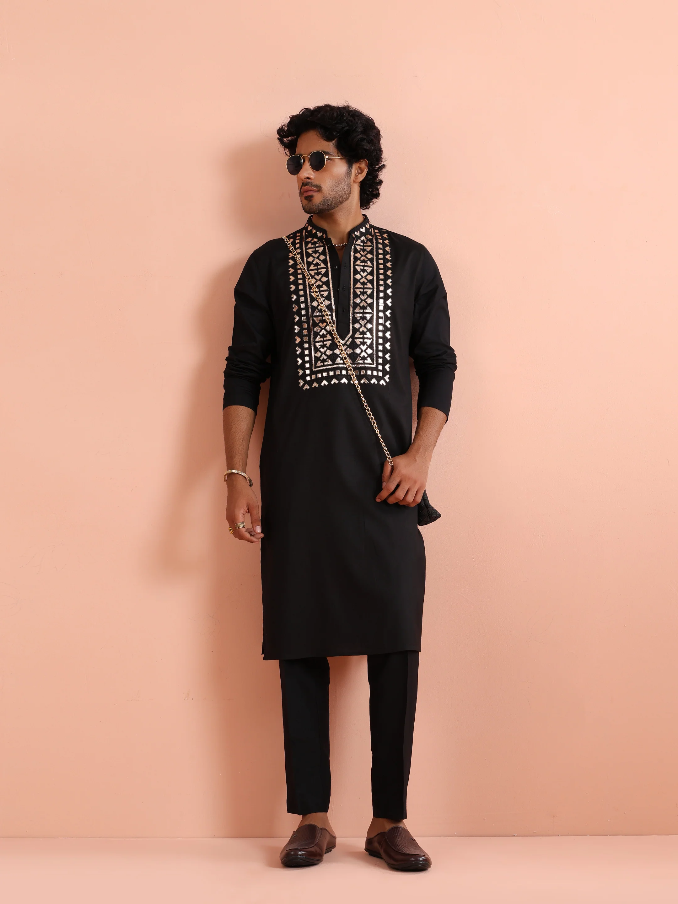 Black Metallic Embroidered Kurta Set - Image 7