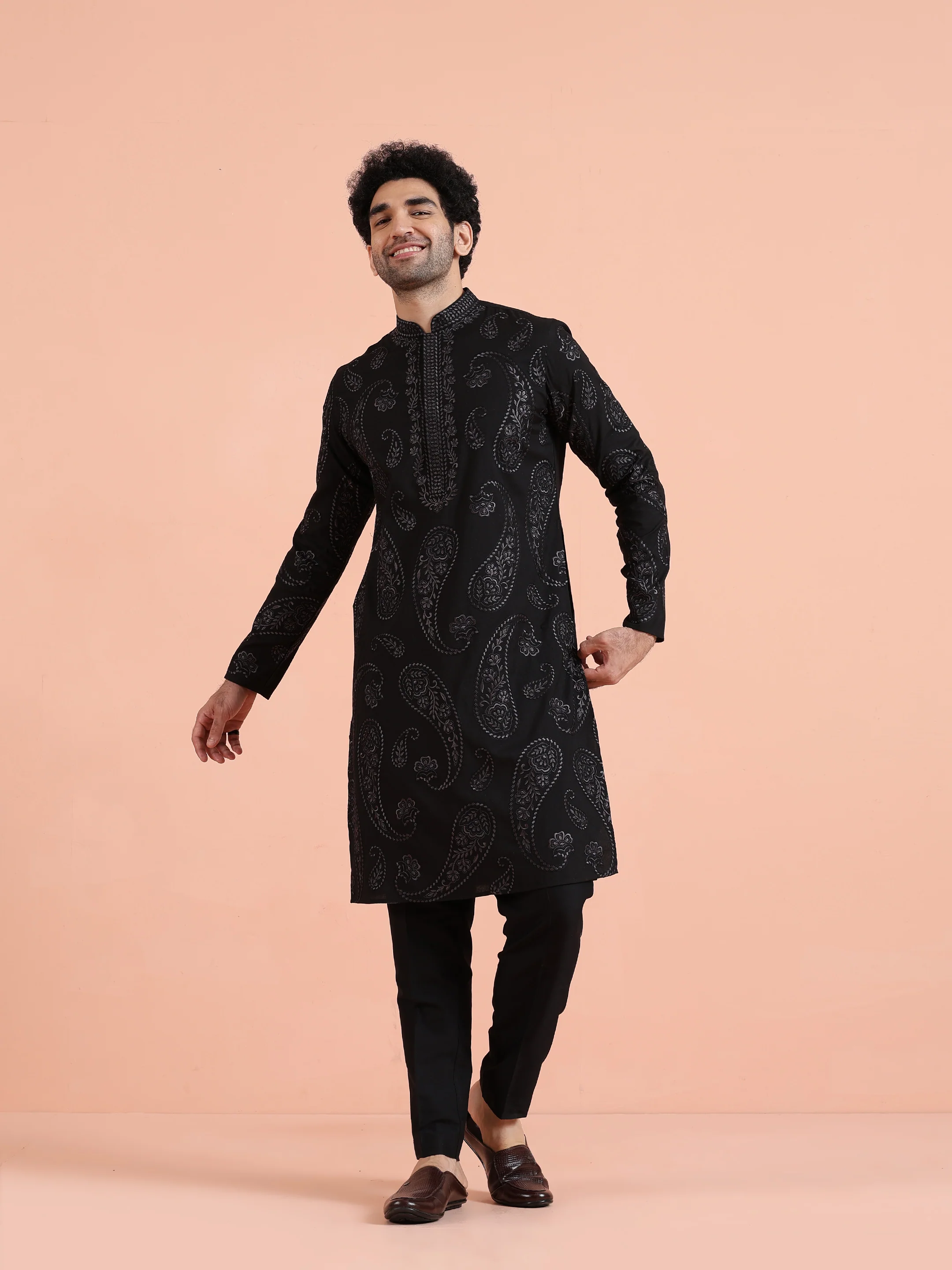 Black Paisley Embroidered Kurta Set - Image 8