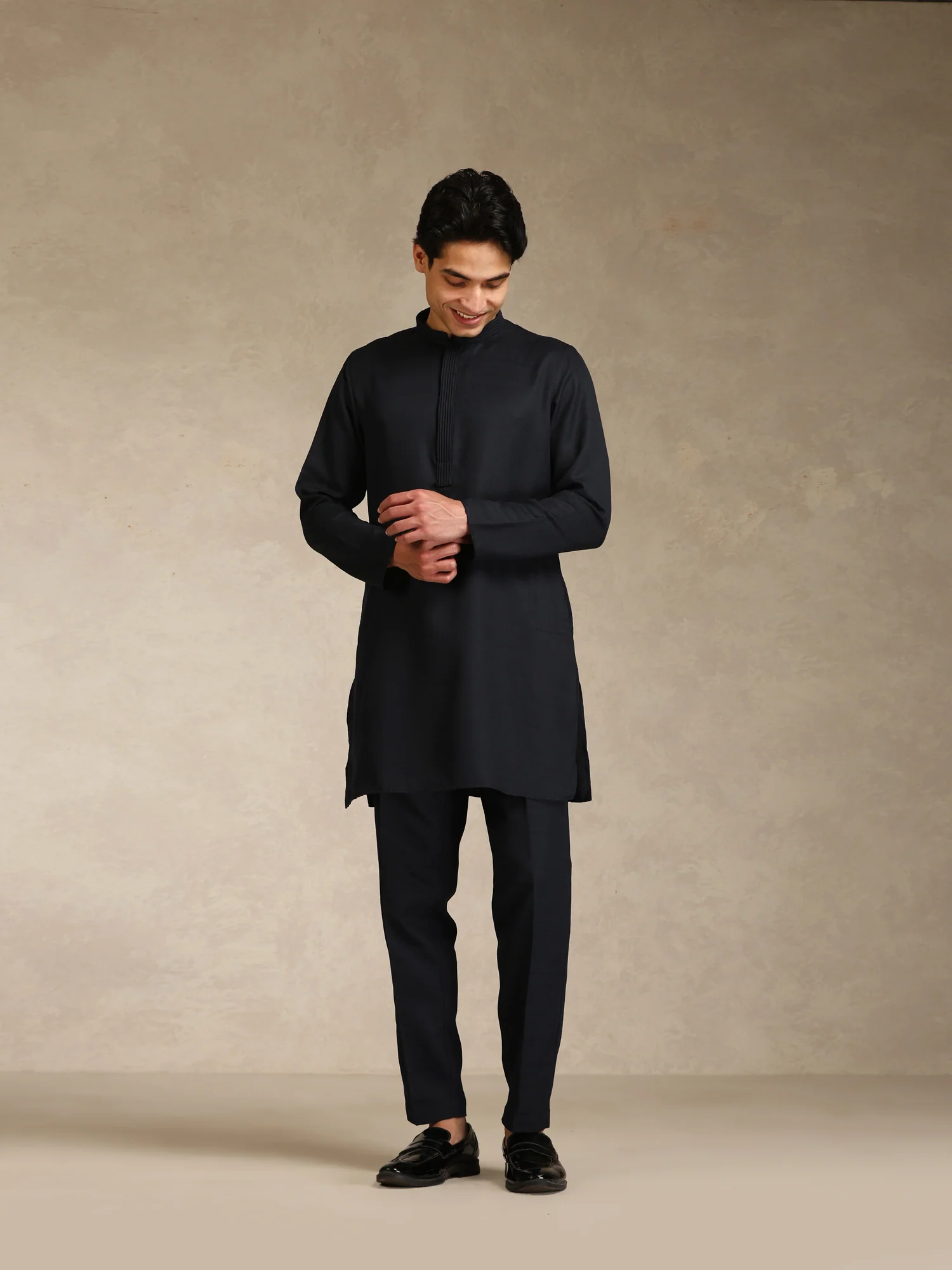 Black Poly Viscose Solid Mid Kurta Jacket Trouser Set - Image 7