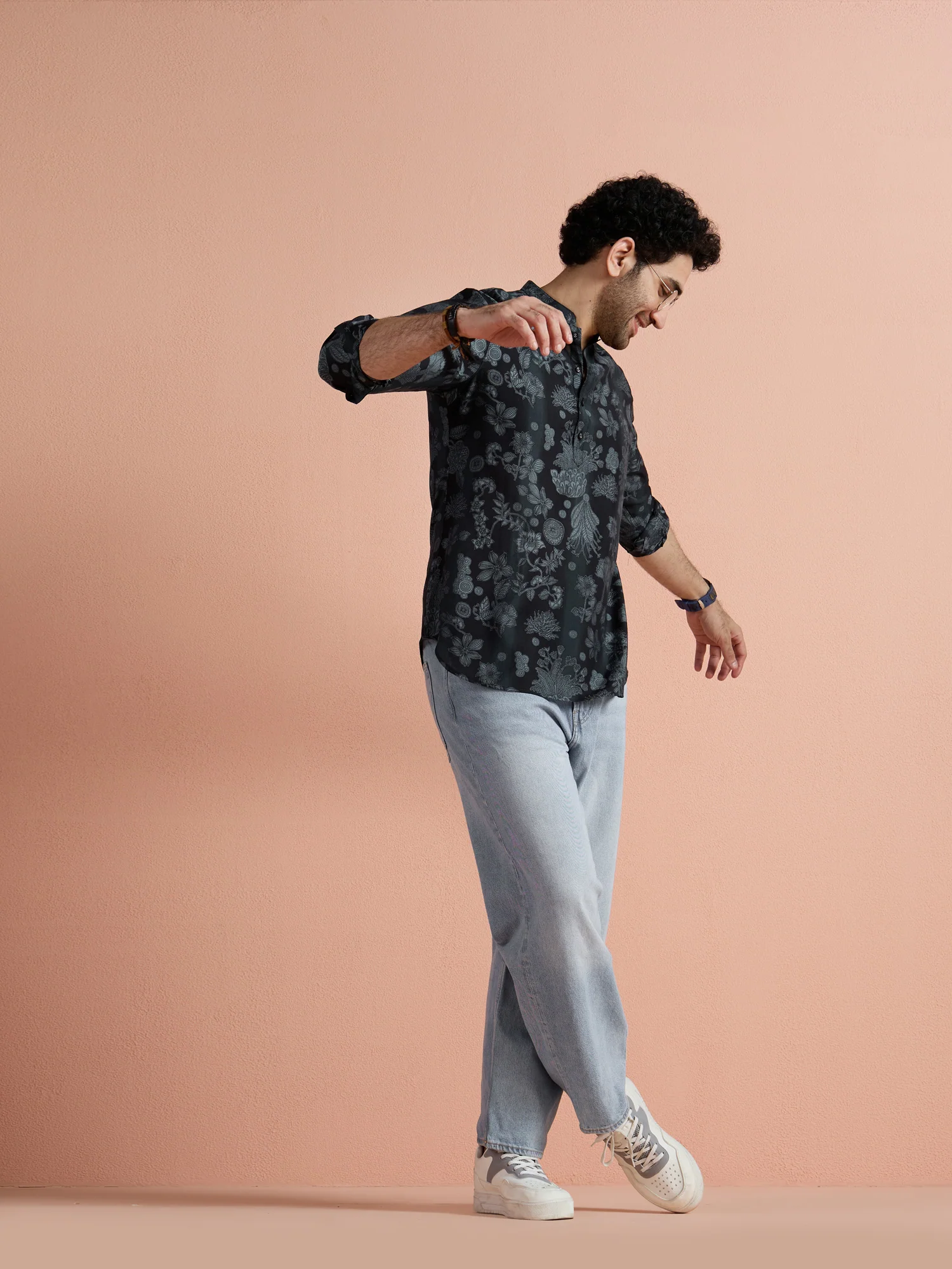 Black Polyviscose Printed Short Kurta - Image 2