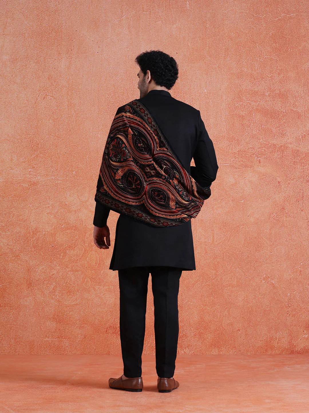 Black Polyviscose Solid Sherwani Trouser Set With Velvet Dupatta - Image 4