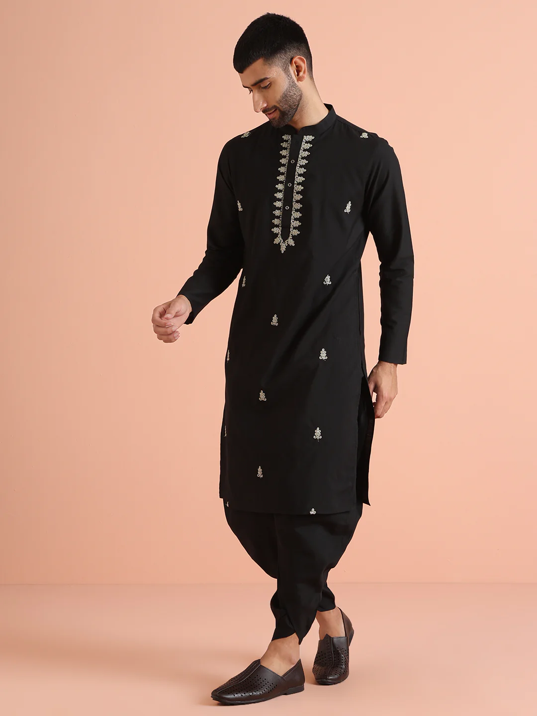 Black Silk Blend Embroidered Kurta - Image 3