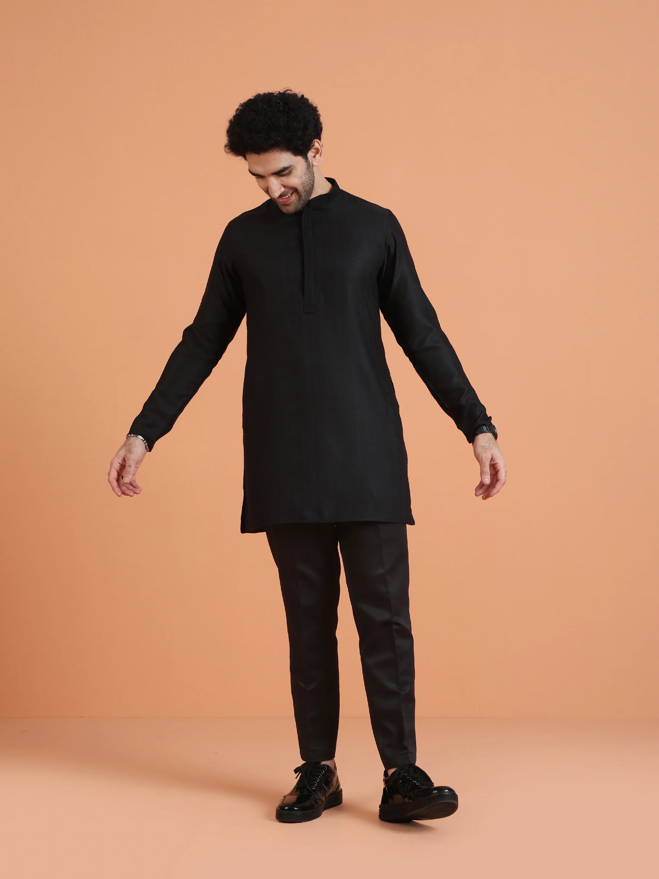 Black Silk Blend Solid Mid Kurta - Image 7