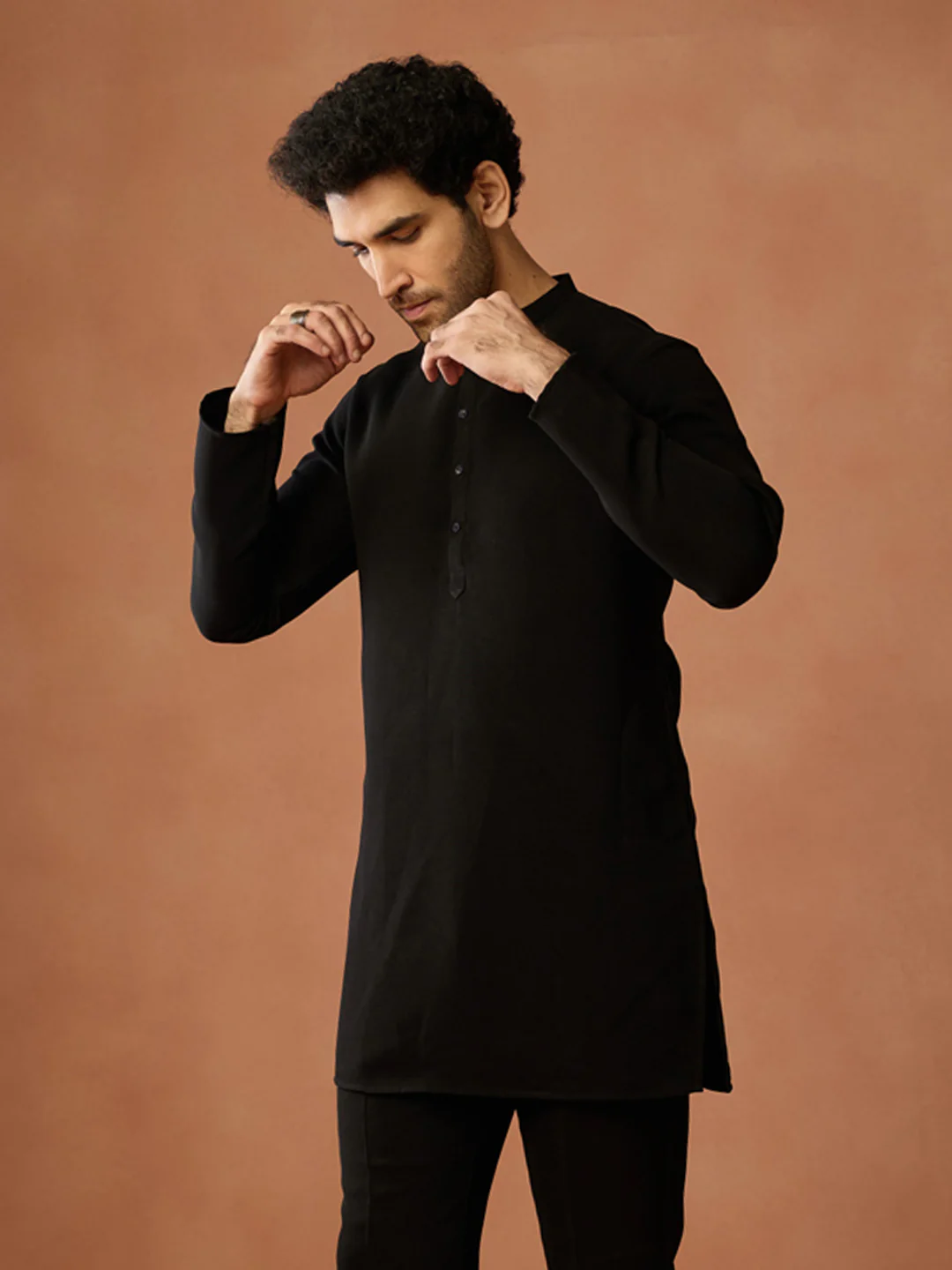 Black Silk Blend Solid Mid Kurta Trouser Set - Image 8