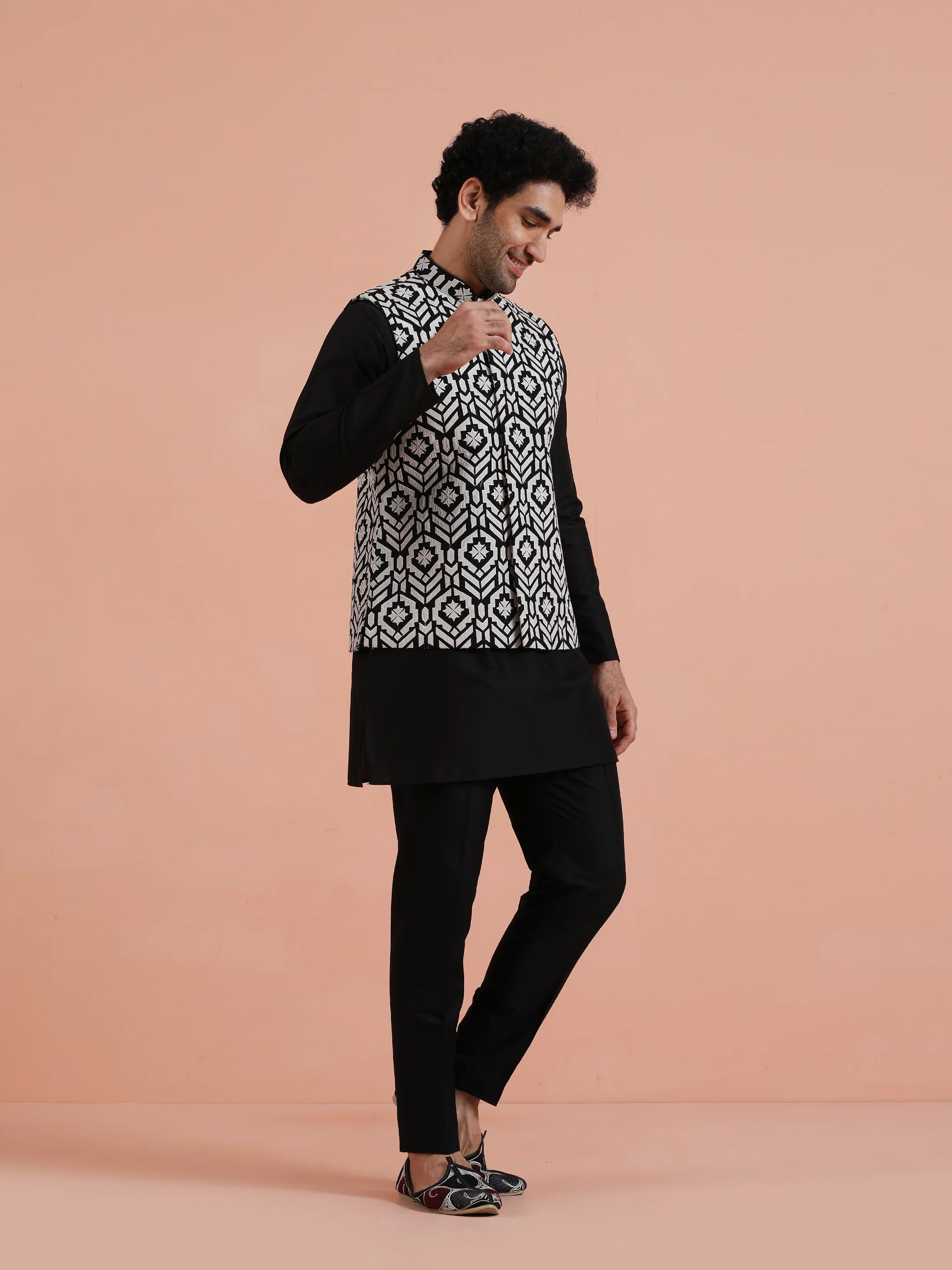 Black & White Geometric Printed Nehru Jacket - Image 3