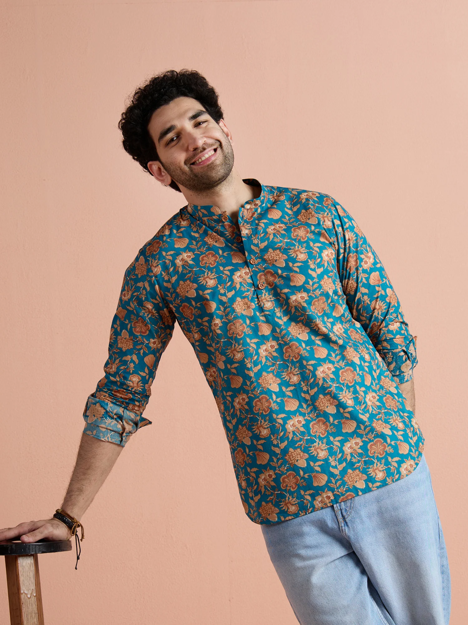 Blue Cotton Printed Short Kurta - Image 7