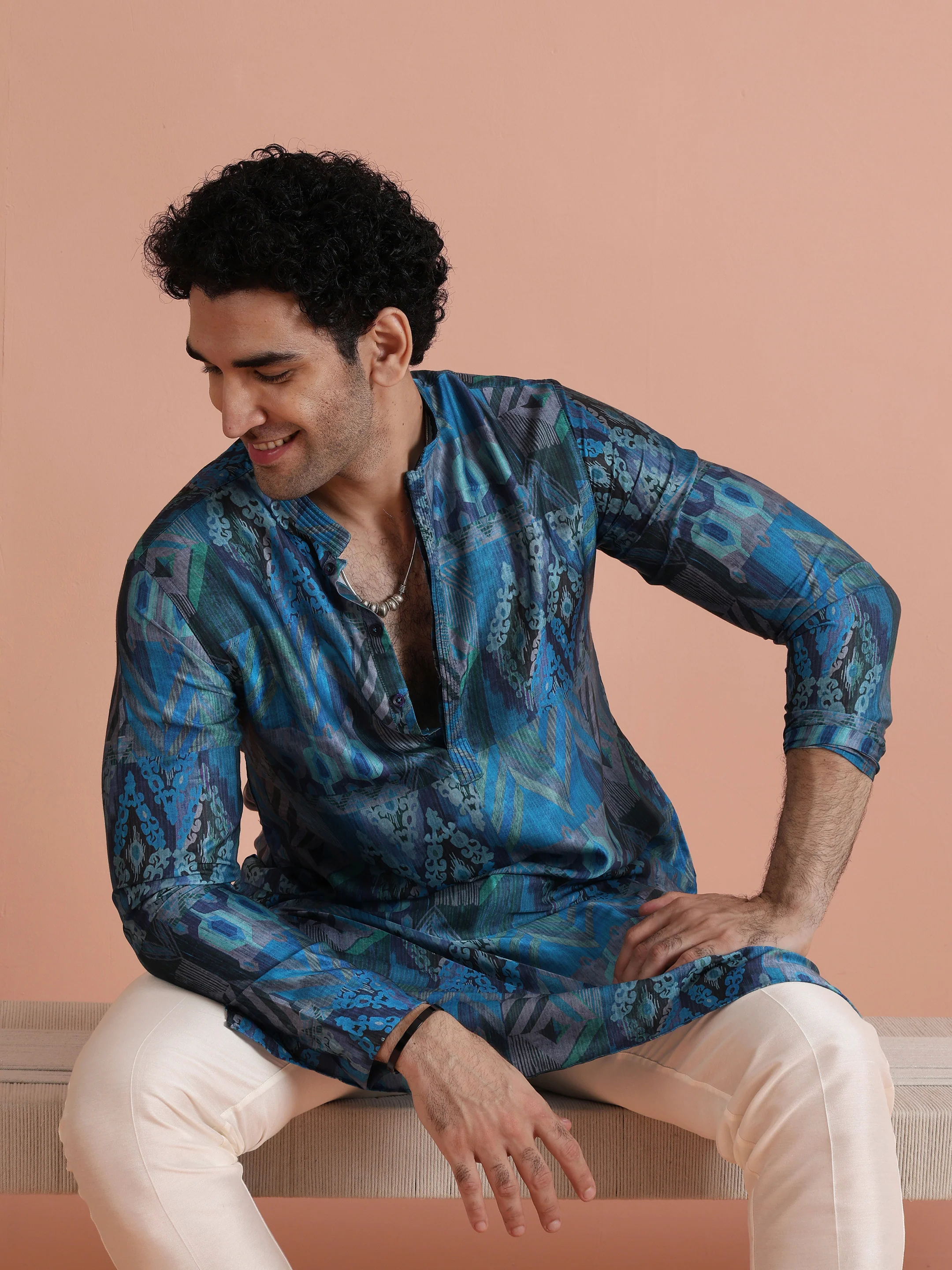 Blue Geometric Printed Kurta - Image 8
