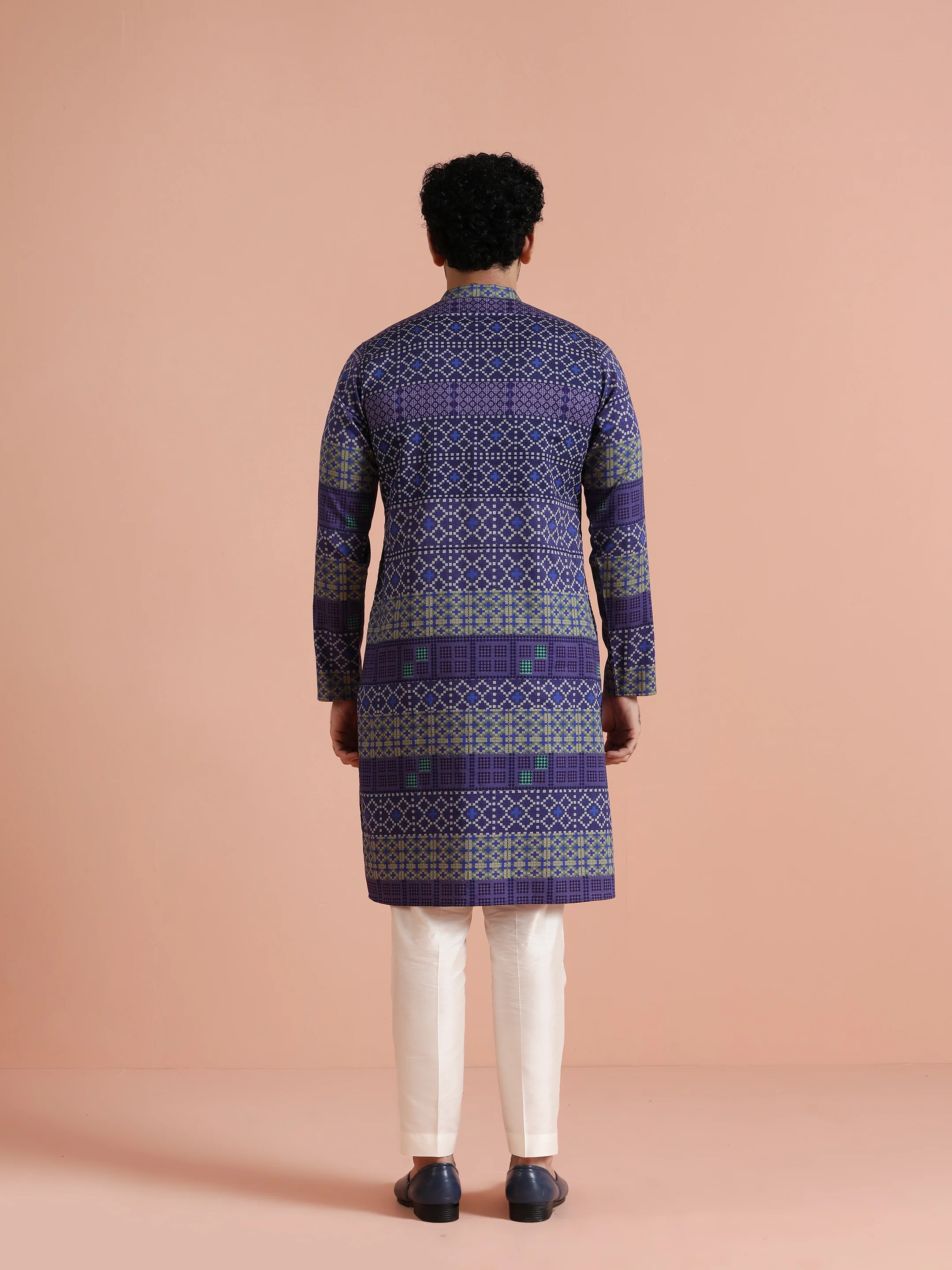 Blue Geometric Printed Kurta - Image 4