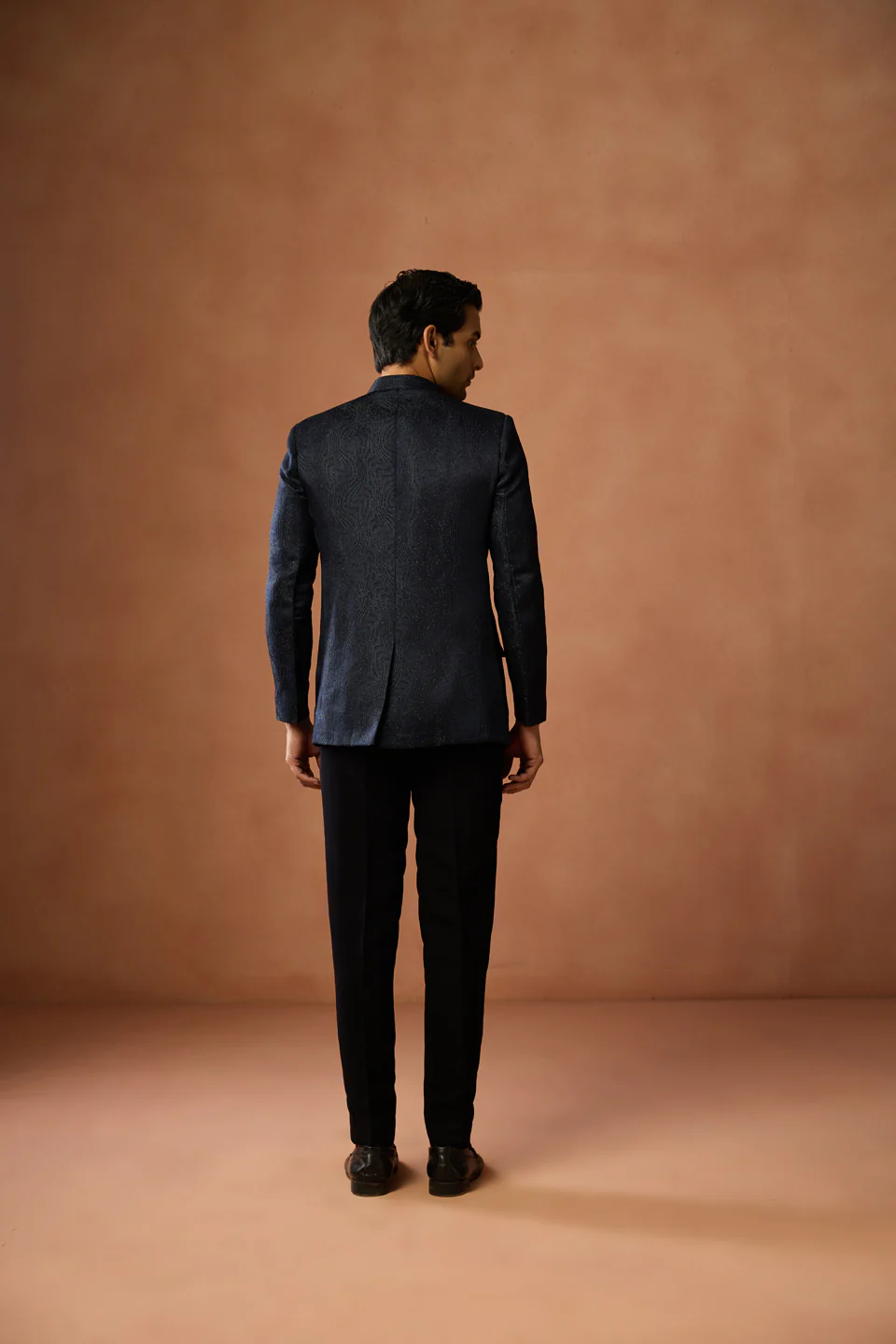 Navy Blue Textured Bandhgala Trouser Set - Image 4