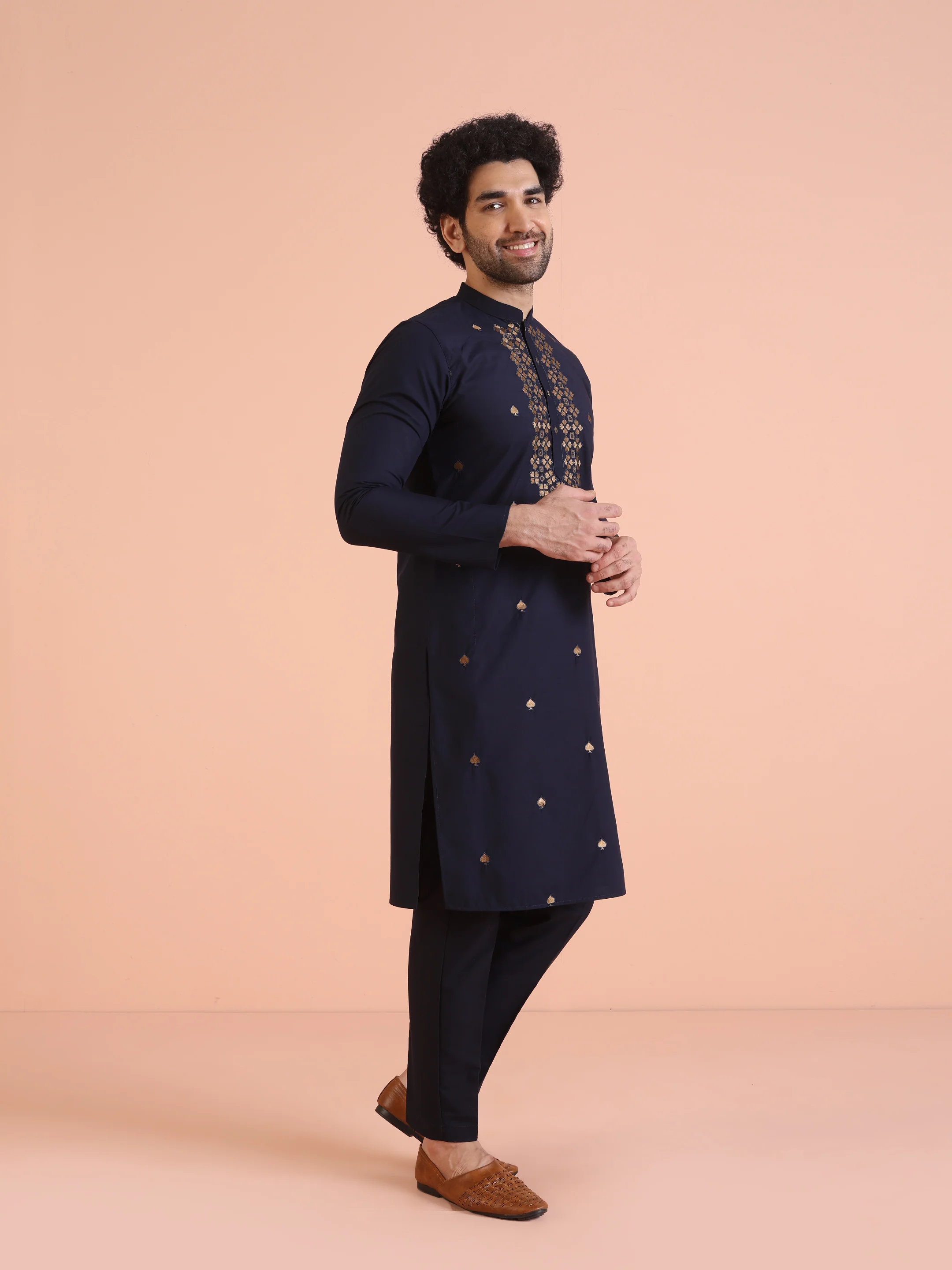 Blue Silk Blend Embroidered Kurta Trouser Set - Image 2