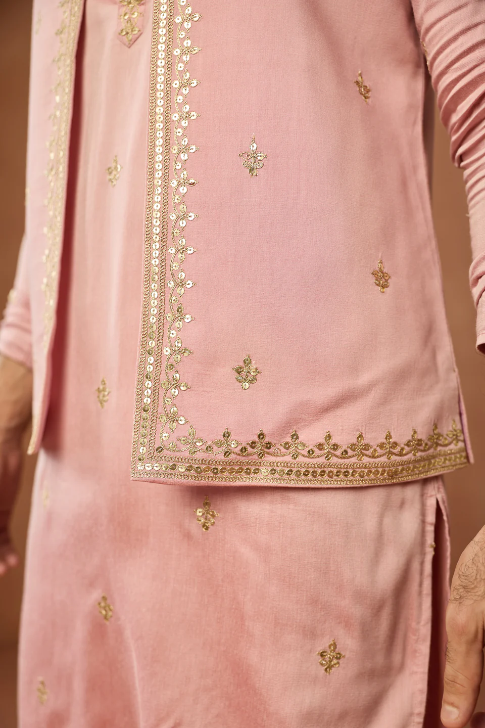 Blush Pink Embroidered Kurta Set - Image 6