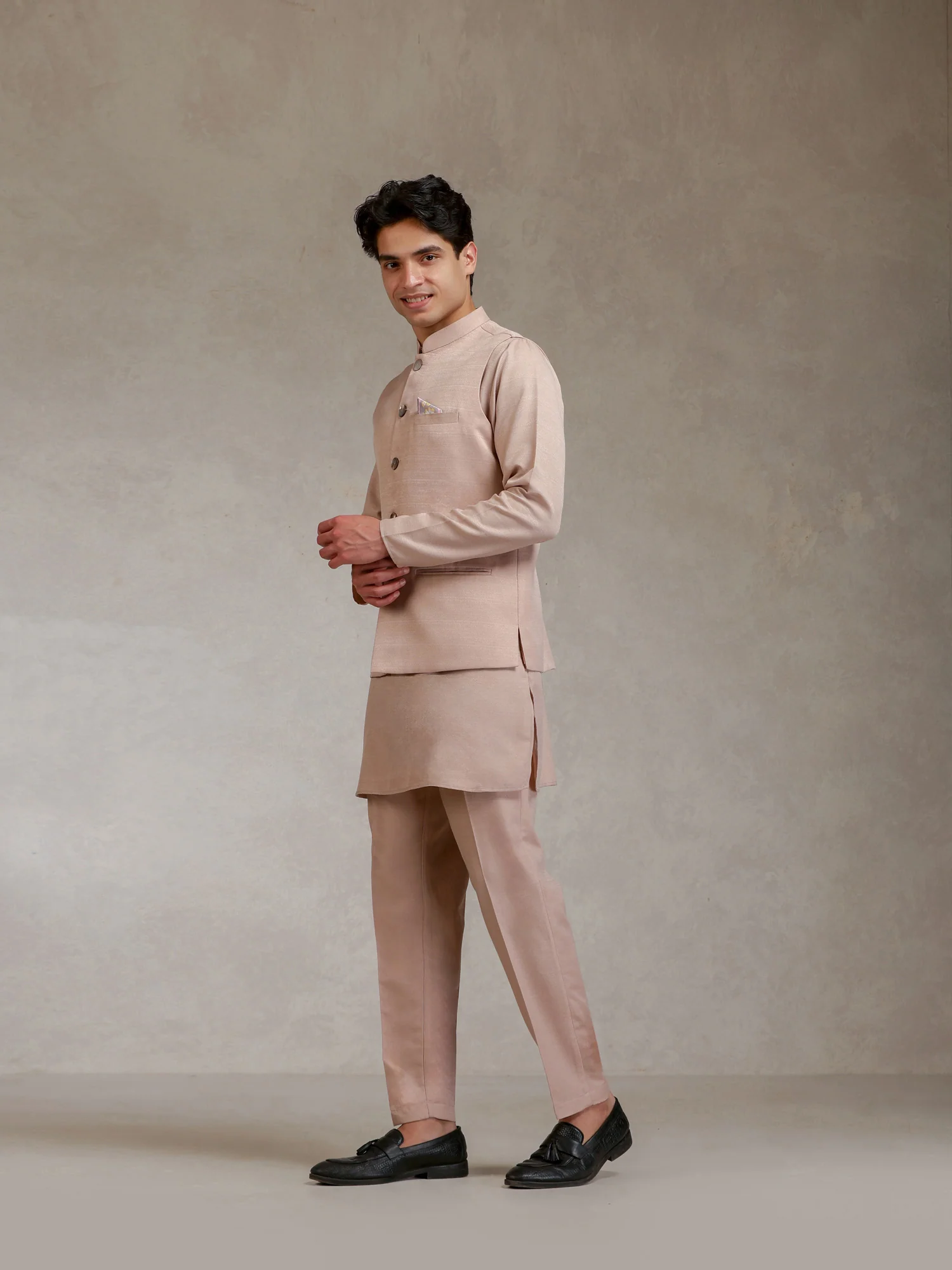 Blush Pink Poly Viscose Solid Mid Kurta Jacket Trouser Set - Image 2