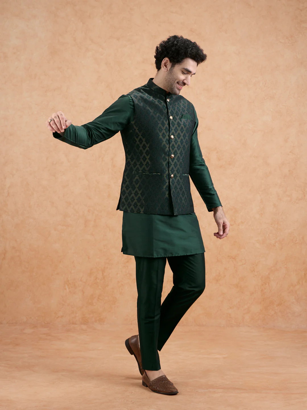 Bottle Green Silk Blend Textured Mid Kurta Jacket Trouser Set - Image 3