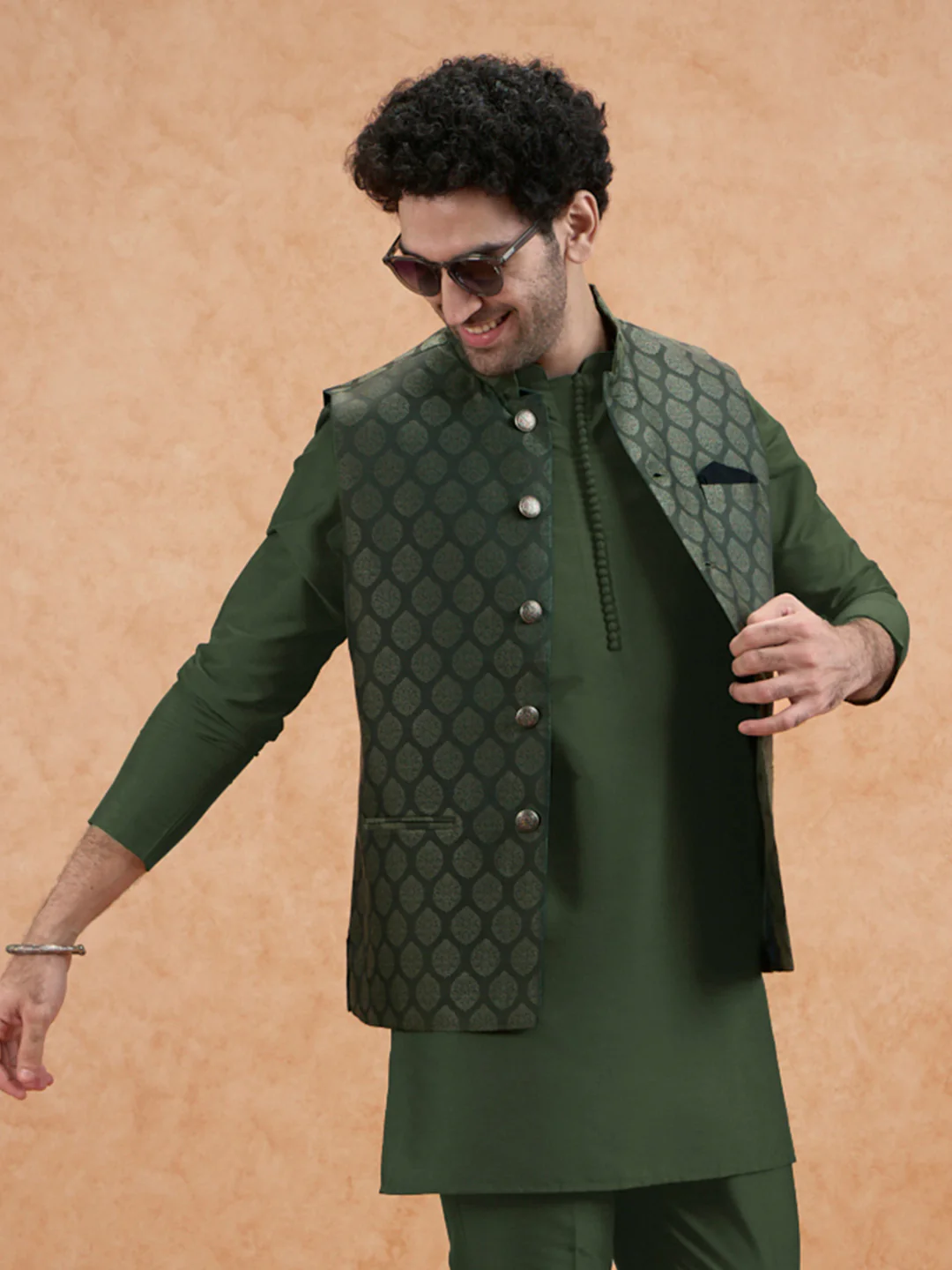 Bottle Green Silk Blend Textured Mid Kurta Jacket Trouser Set - Image 11