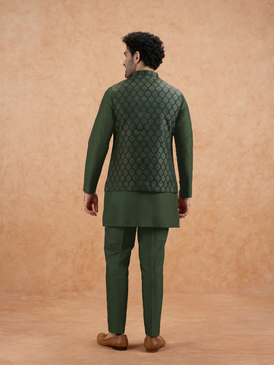 Bottle Green Silk Blend Textured Mid Kurta Jacket Trouser Set - Image 4