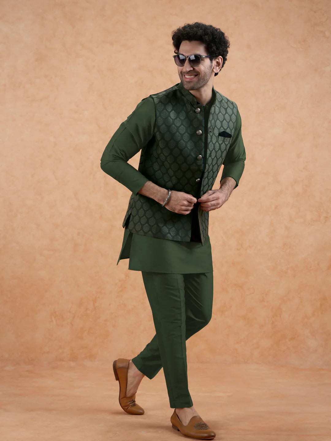 Bottle Green Silk Blend Textured Mid Kurta Jacket Trouser Set - Image 9