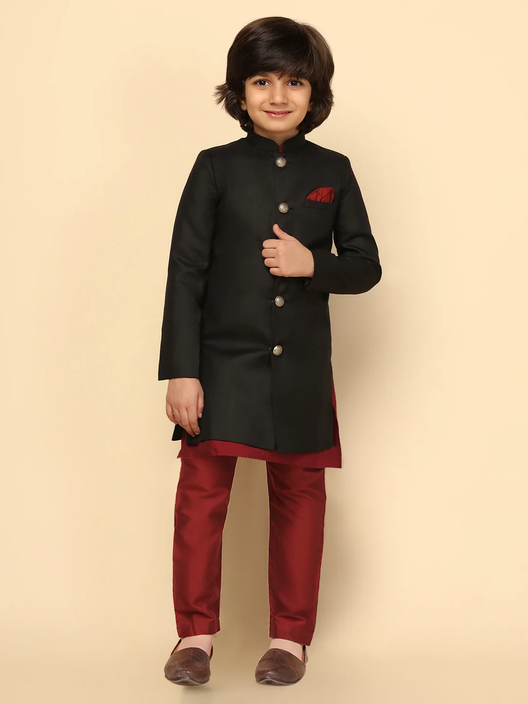 Boy's Black Cotton Blend Solid Dyed Kurta Sherwani Pyjama Set - Image 2