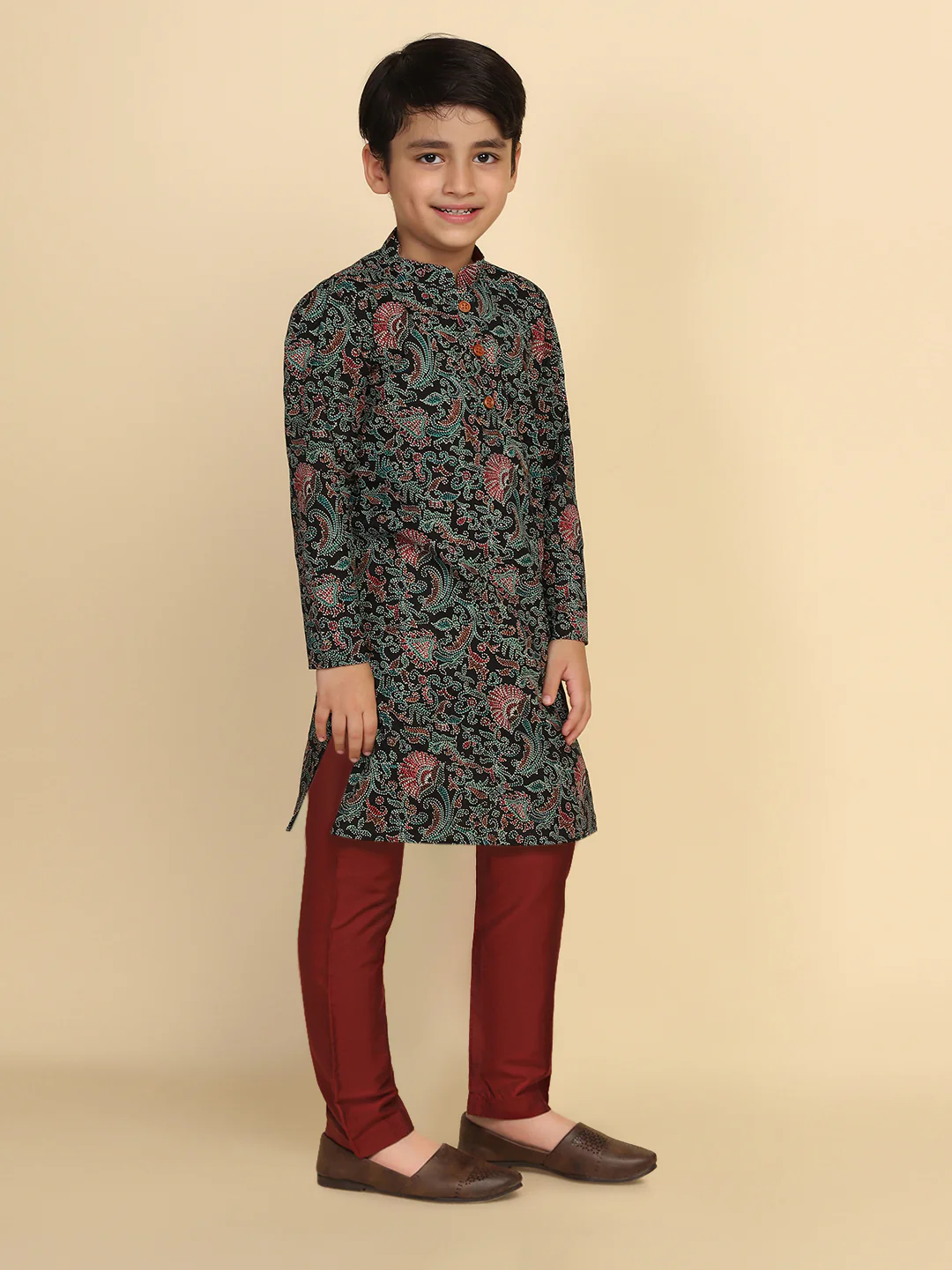 Boy's Multicolour Cotton Blend Printed Kurta Pyjama Set - Image 3