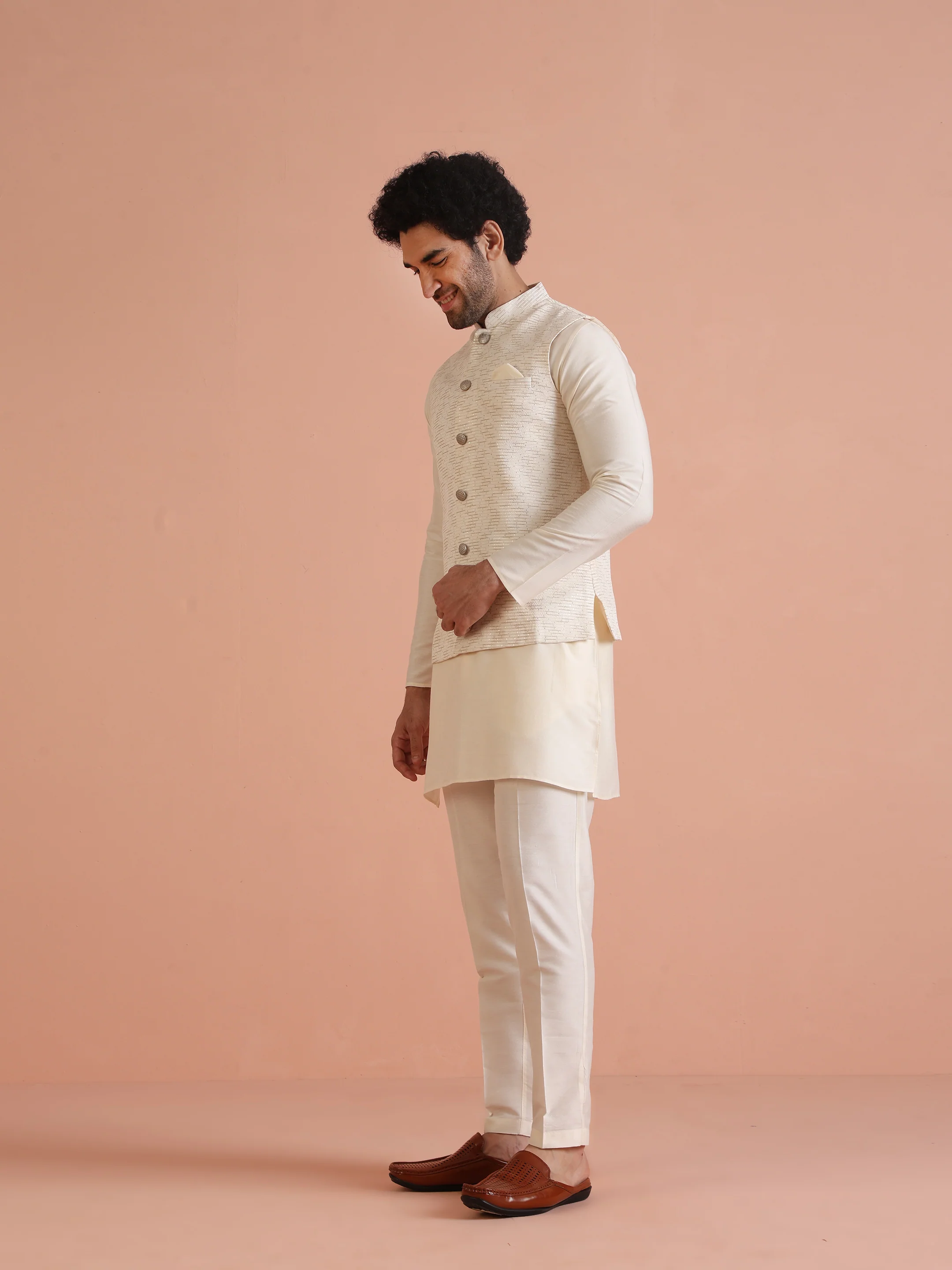 Cream Cotton Silk Textured Jacket - Image 3