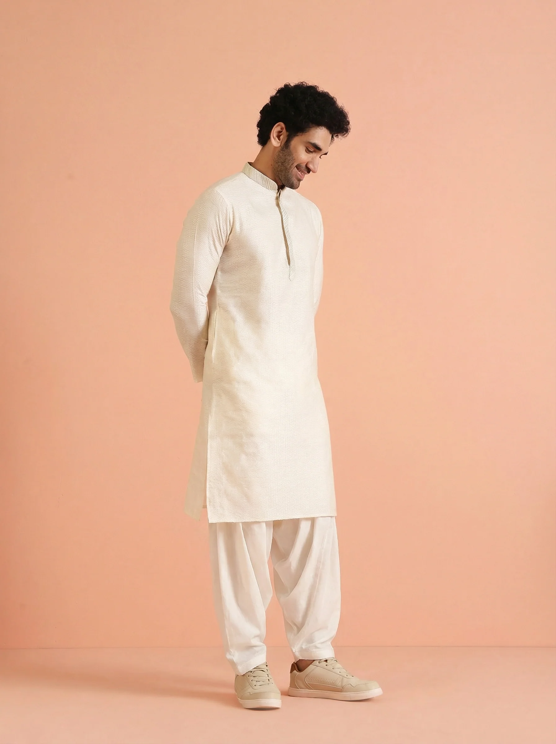 Cream Silk Blend Textured Kurta Patiyala Set - Image 6