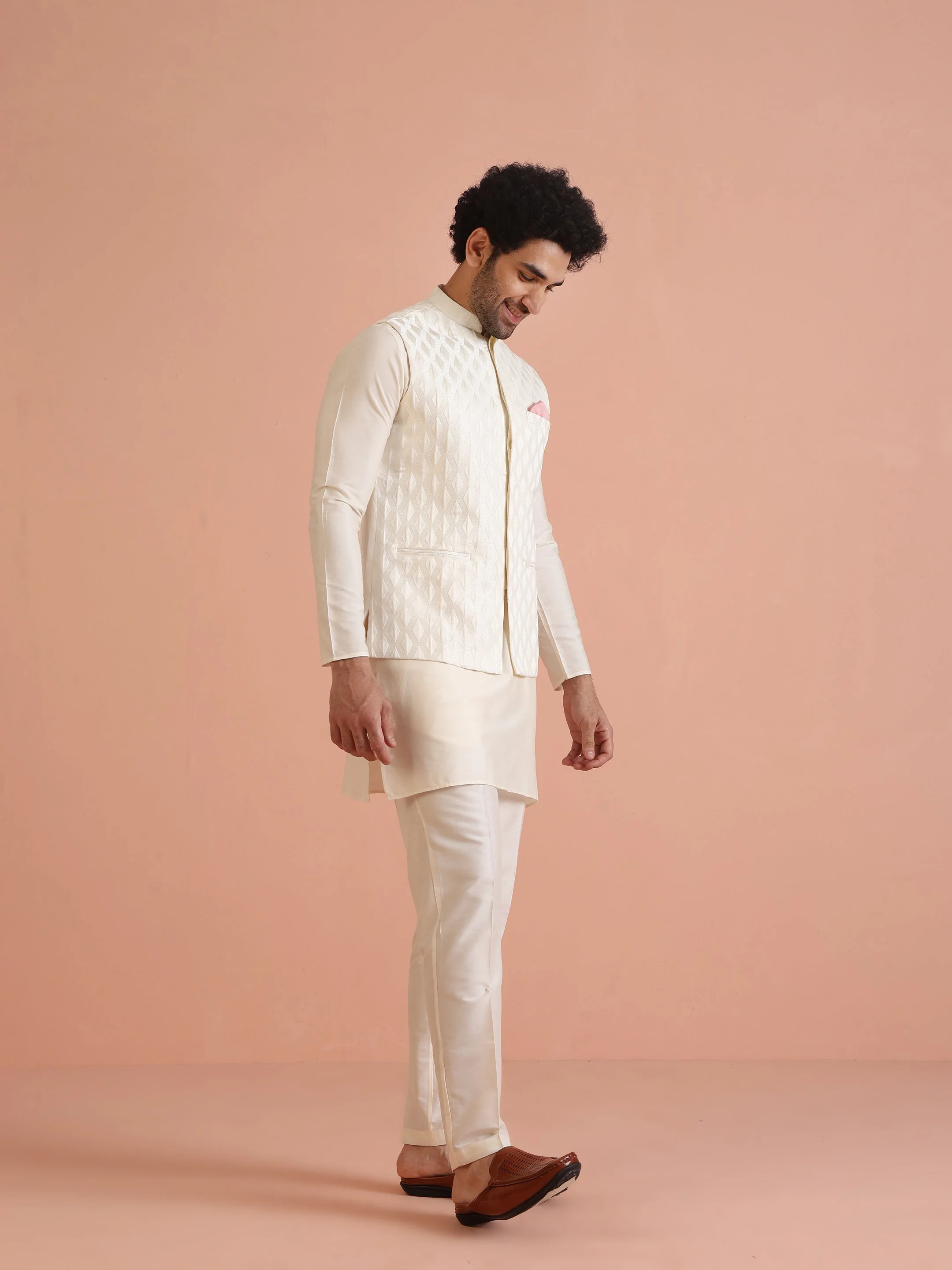 Cream Silk Blend Textured Nehru Jacket Kurta Set - Image 3