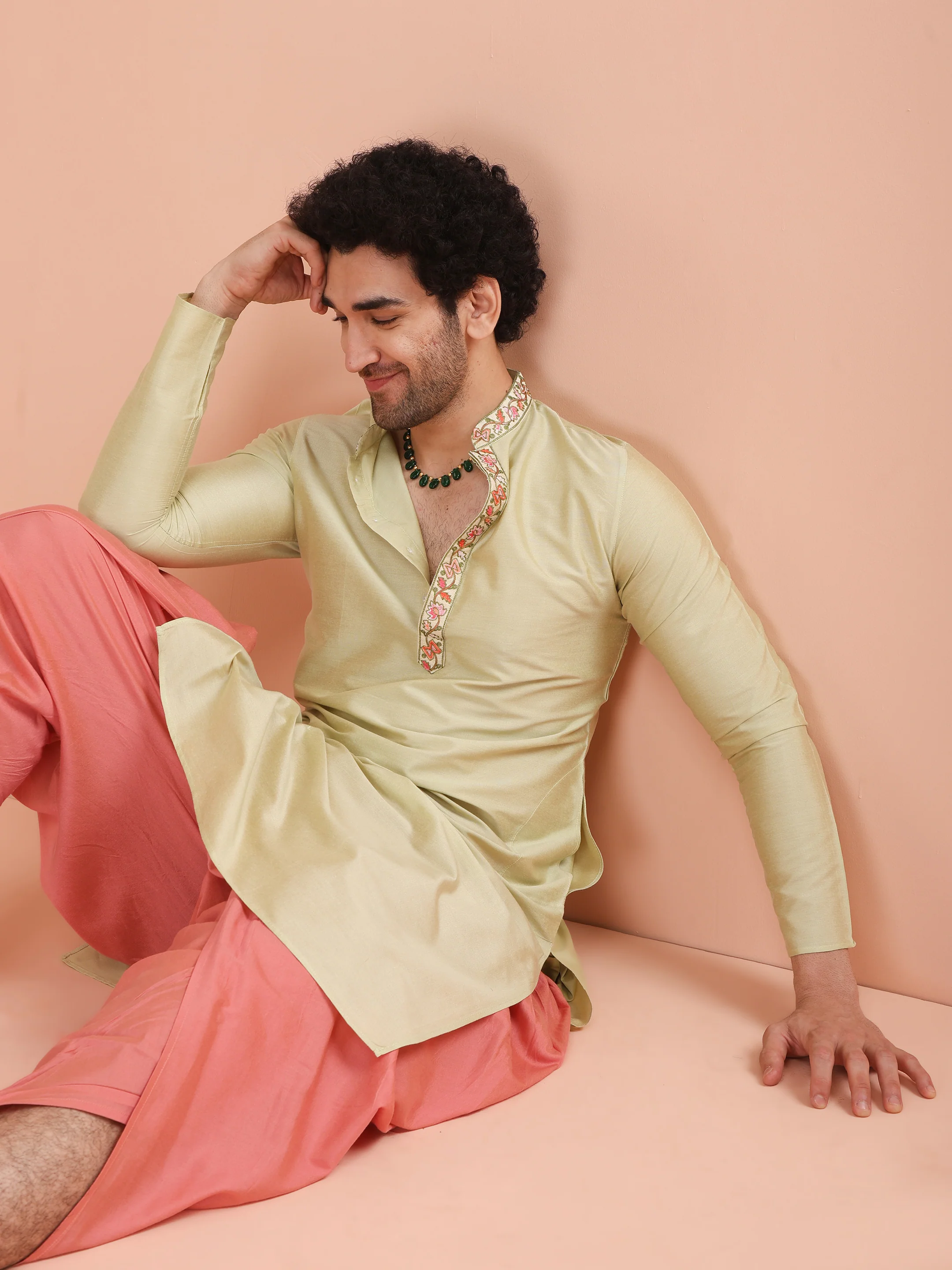 Green Silk Blend Embroidered Kurta - Image 6
