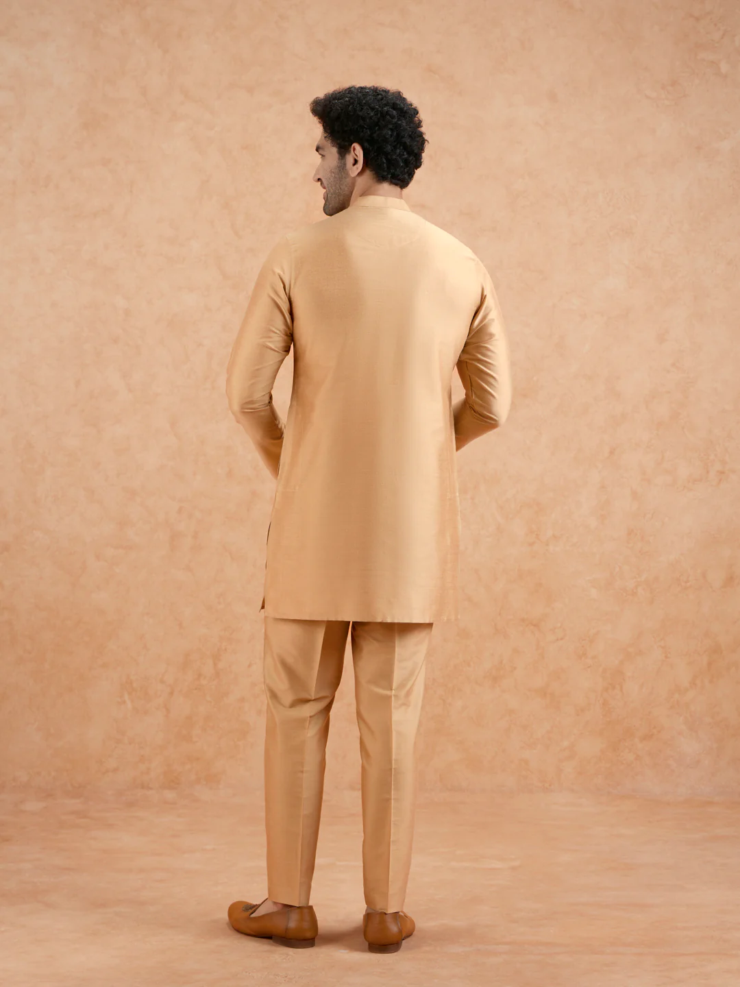Golden Poly Silk Solid Mid Kurta - Image 4