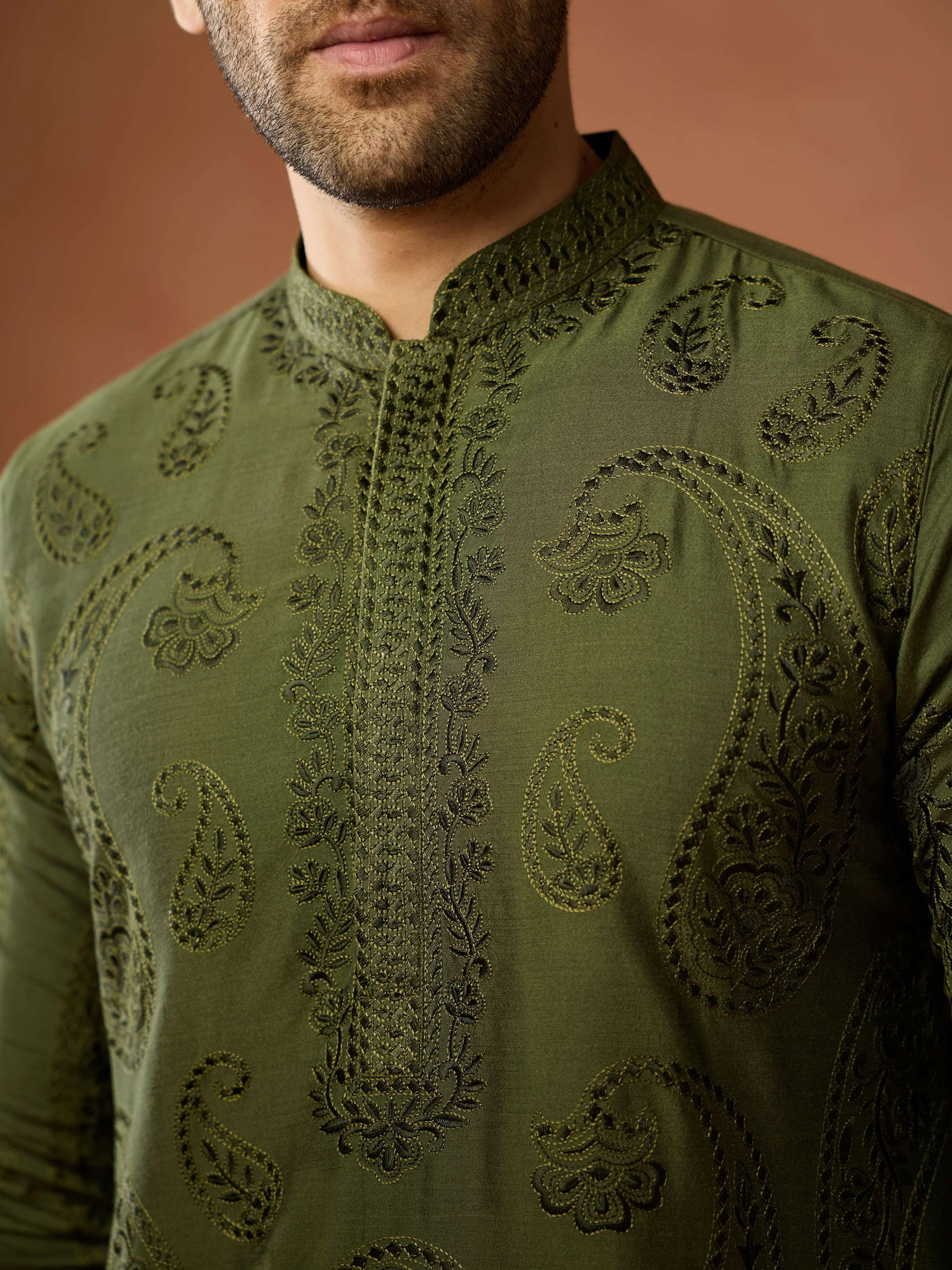 Green Embroidered Cotton Kurta Set - Image 3