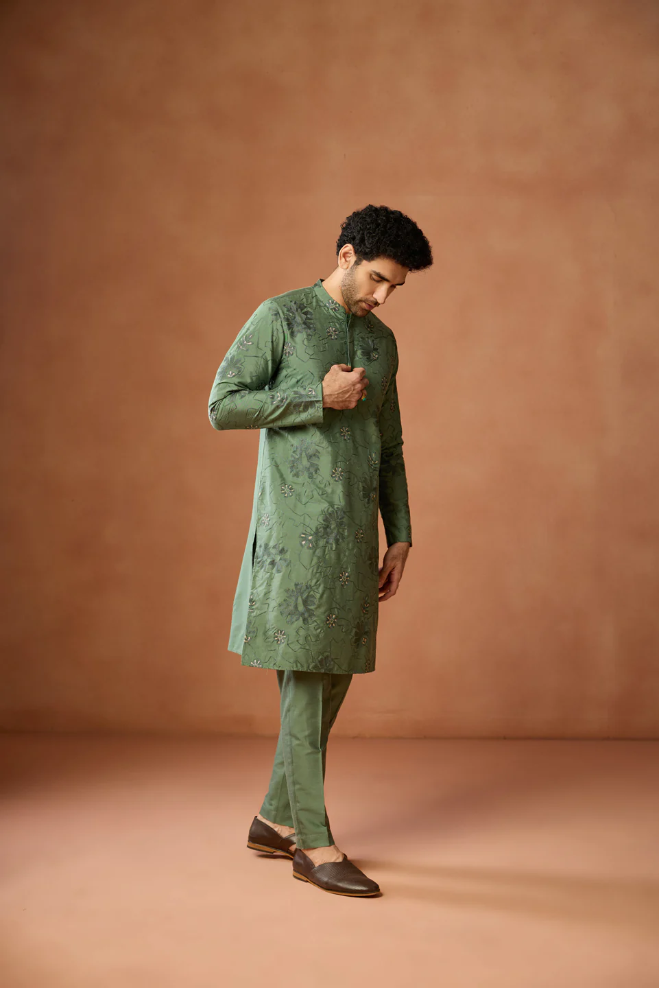 Green Floral Embroidered Silk Kurta - Image 2