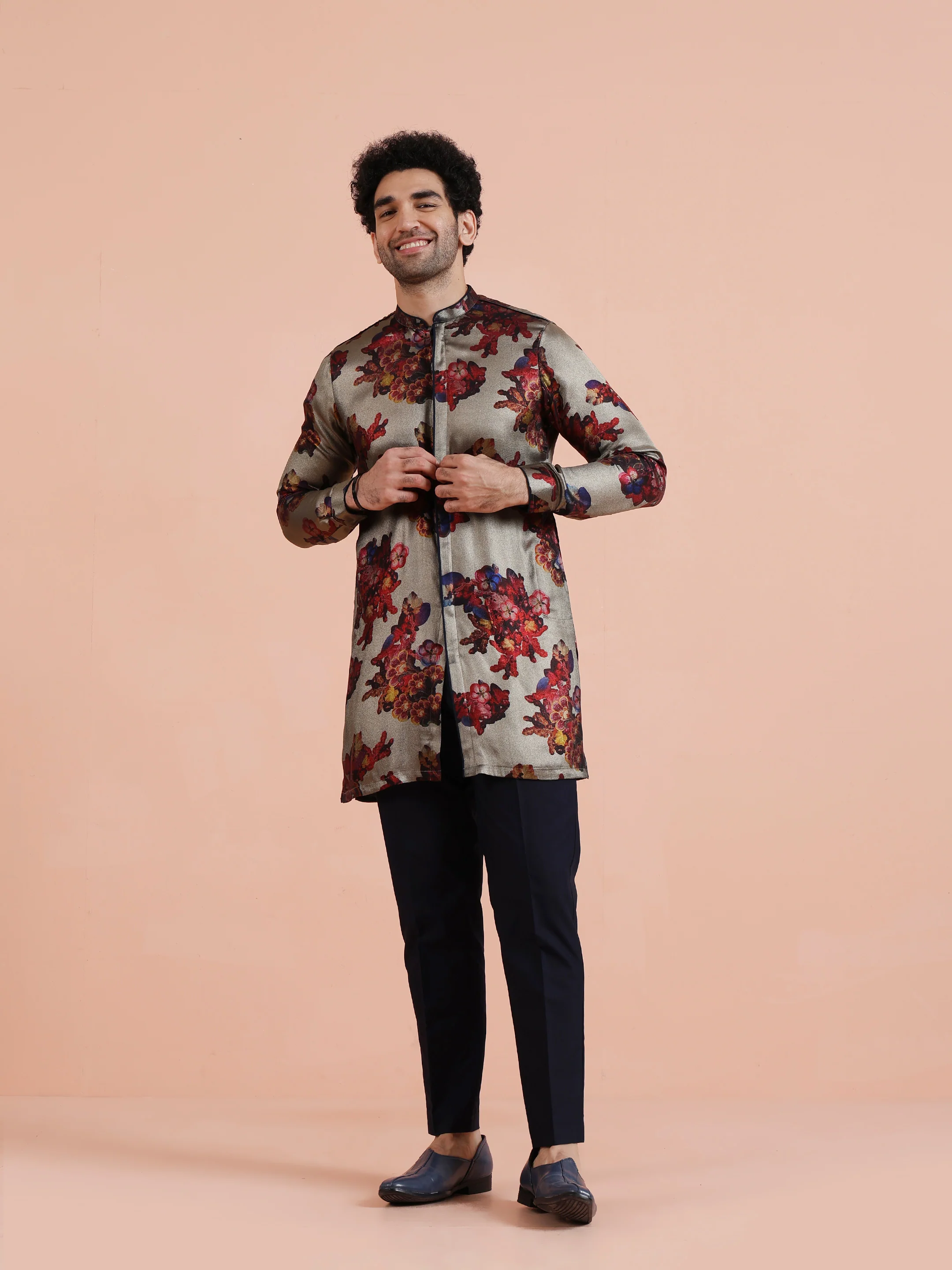 Grey Red Floral Printed Mid Kurta - Image 8