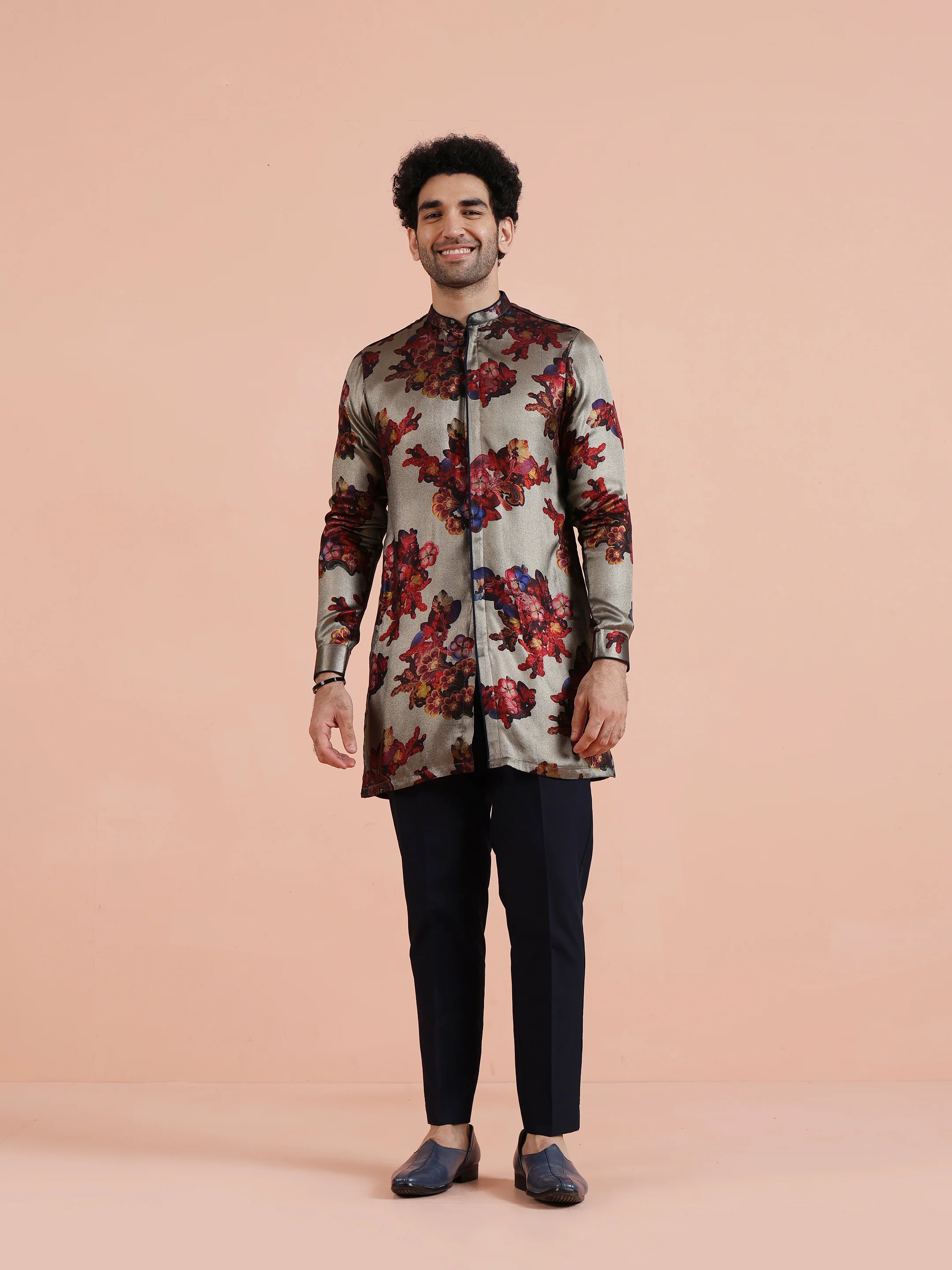 Grey Red Floral Printed Mid Kurta - Image 9