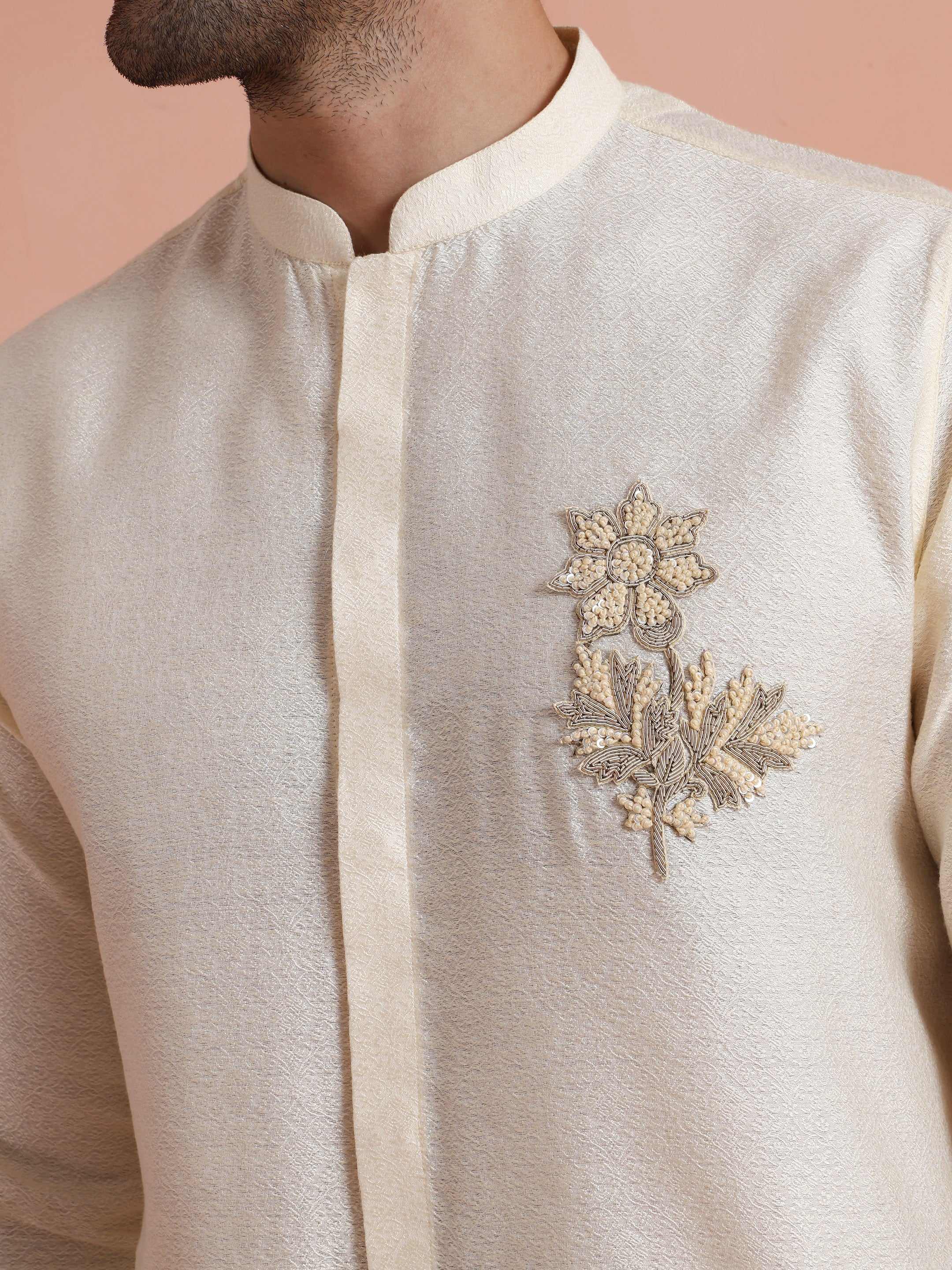 Ivory Mid Kurta with Embroidered Motif - Image 5