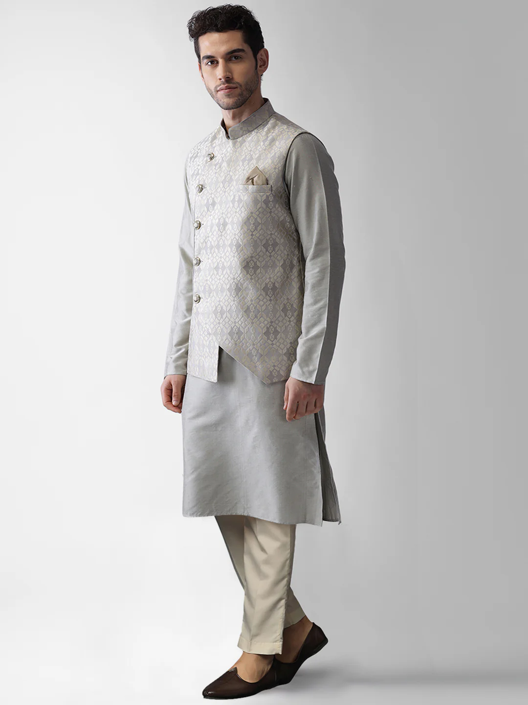 Kisah Men's Grey Kurta Jacket Trousers Set - Image 3