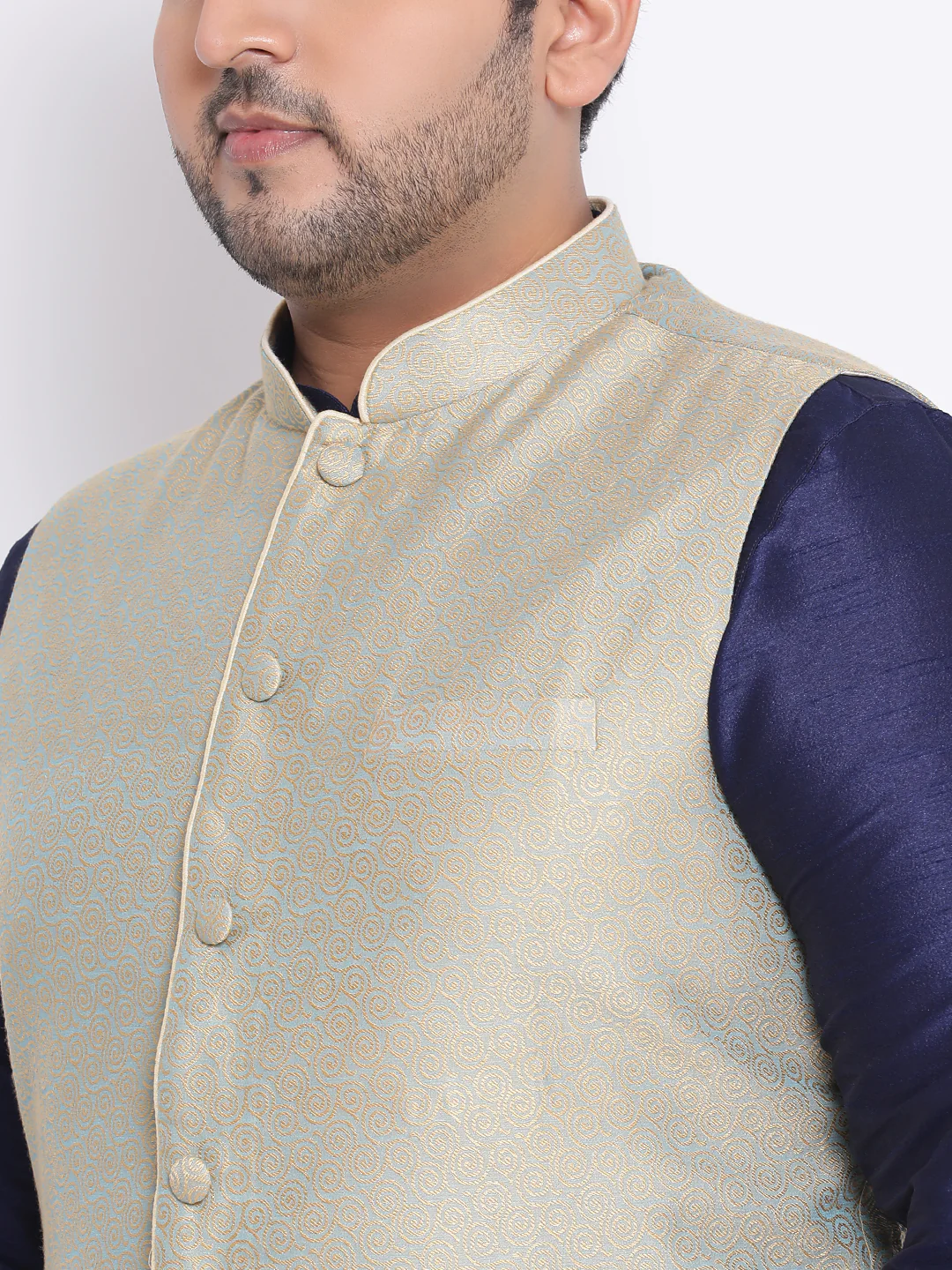 Kisah Plus Men's Green Kurta Churidar Jacket Set - Image 5