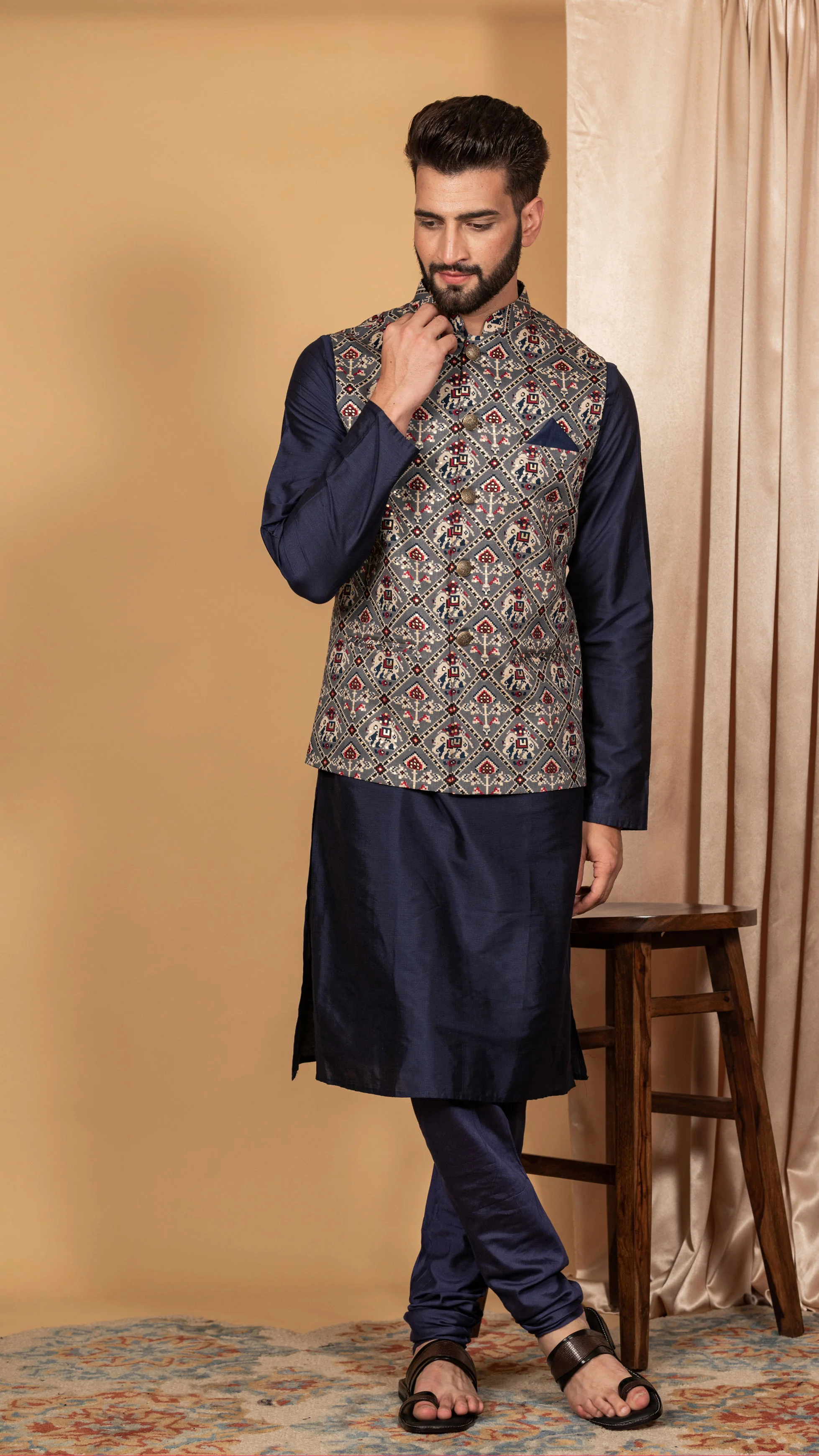 Men Grey Kurta Jacket Set - Image 2