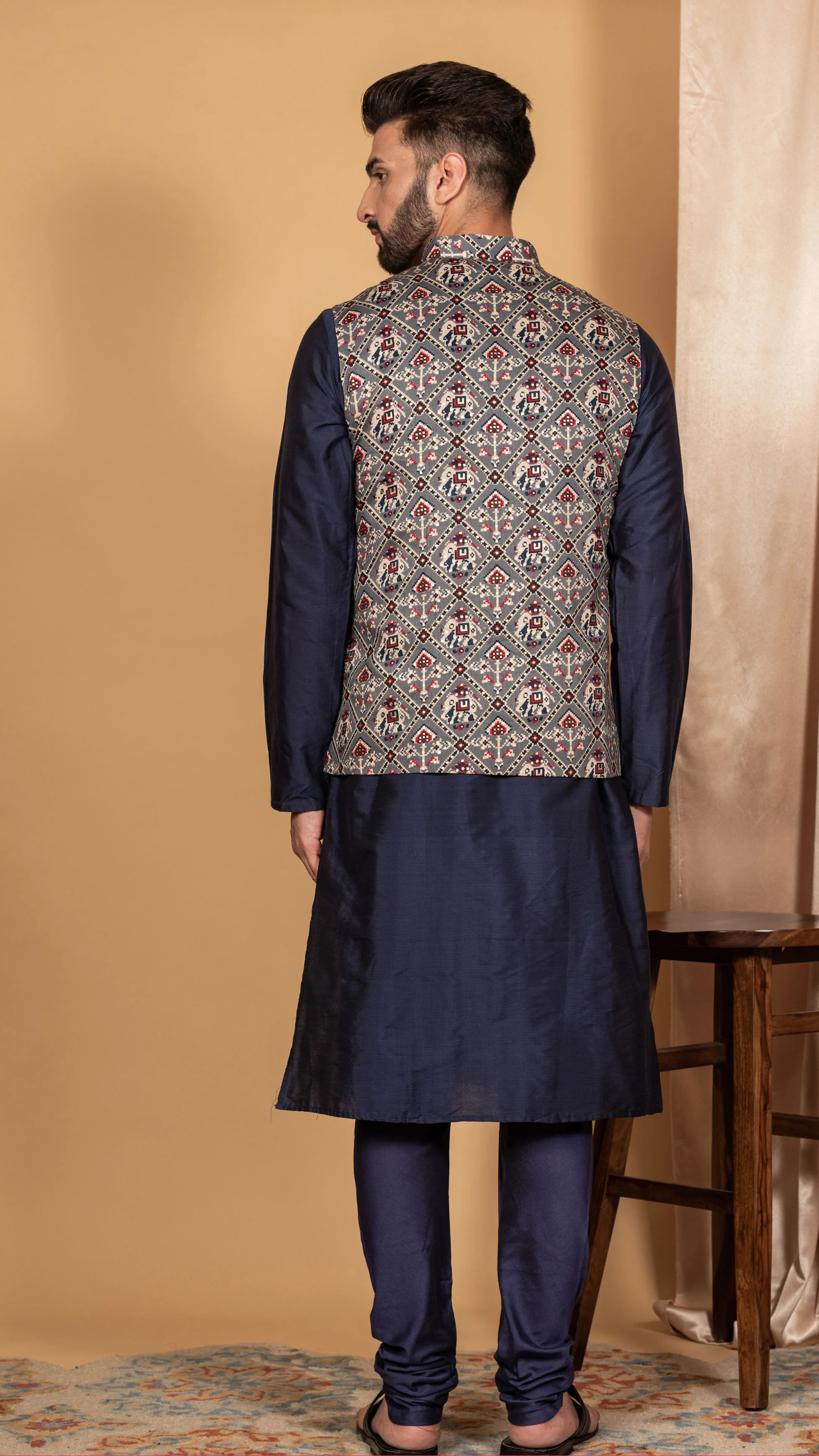 Men Grey Kurta Jacket Set - Image 6
