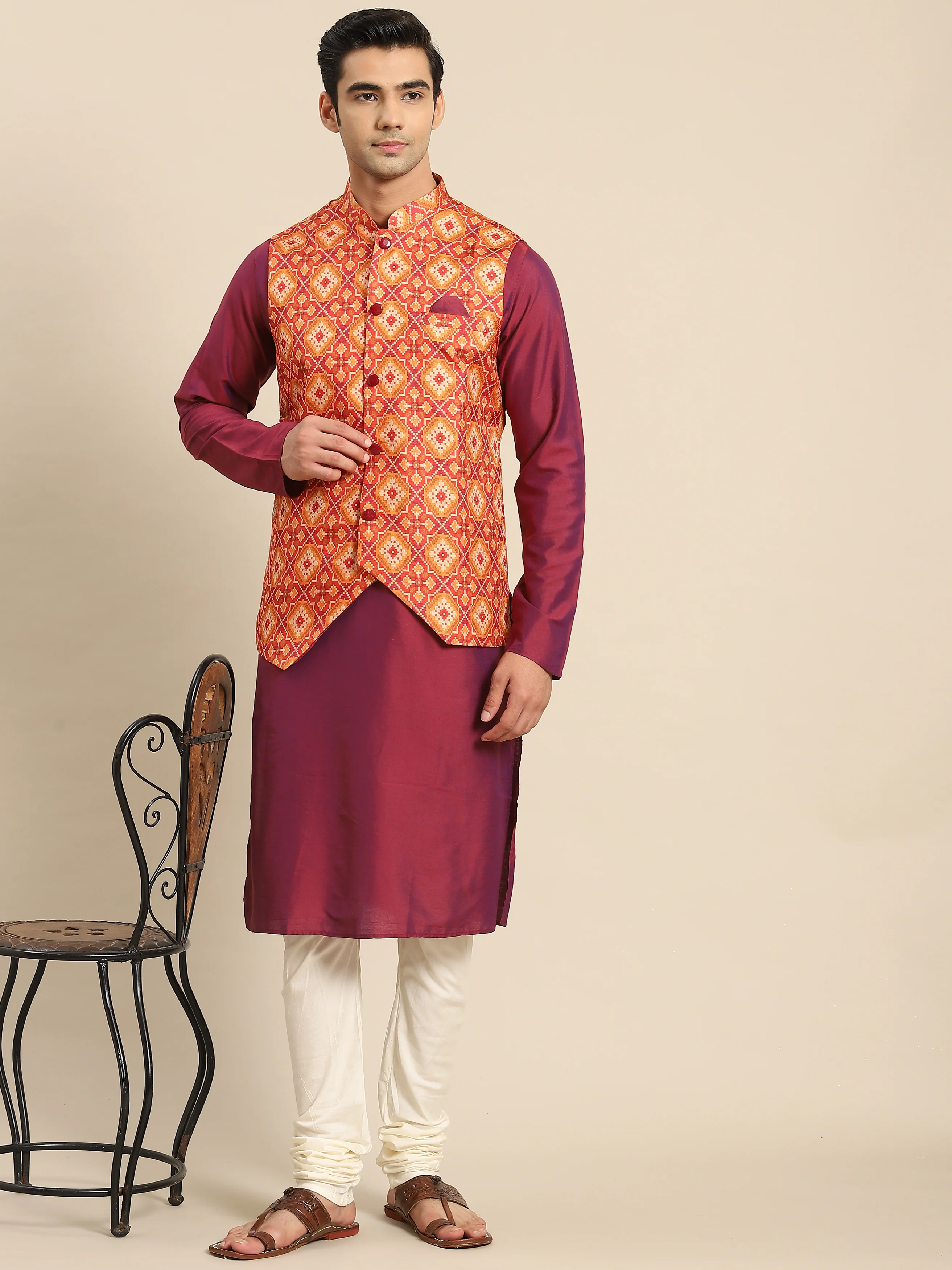 Men Red Kurta Jacket Set - Image 2