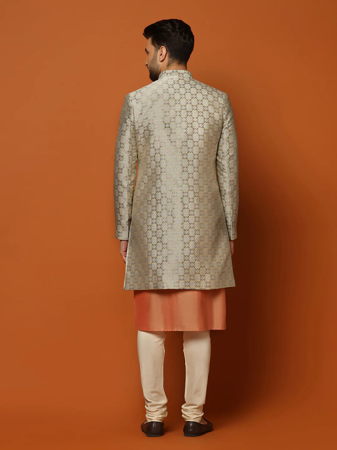Men's Grey Indowestern Set With Kurta and Churidar - Image 4