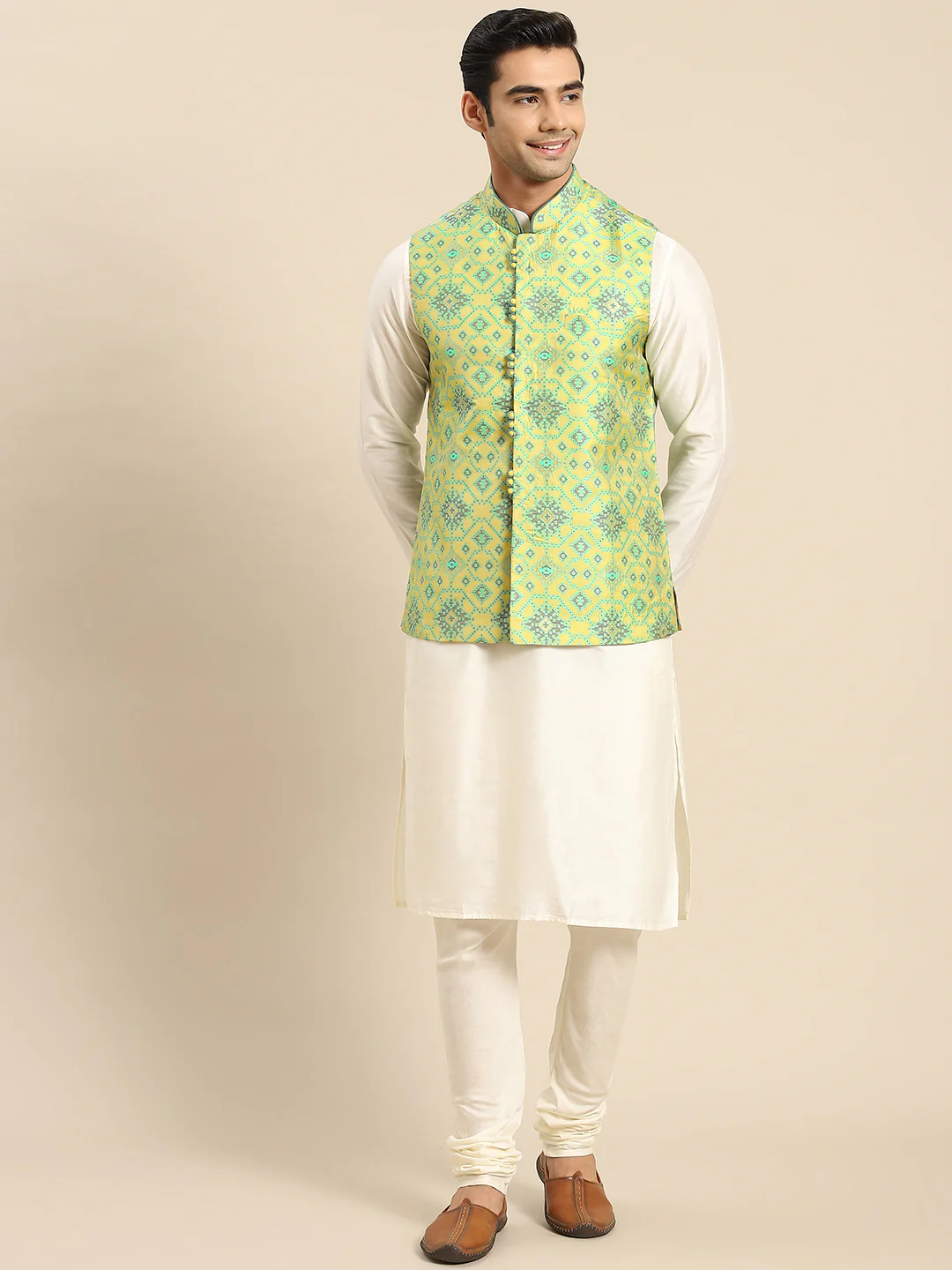 Men Green Kurta Jacket Set - Image 2