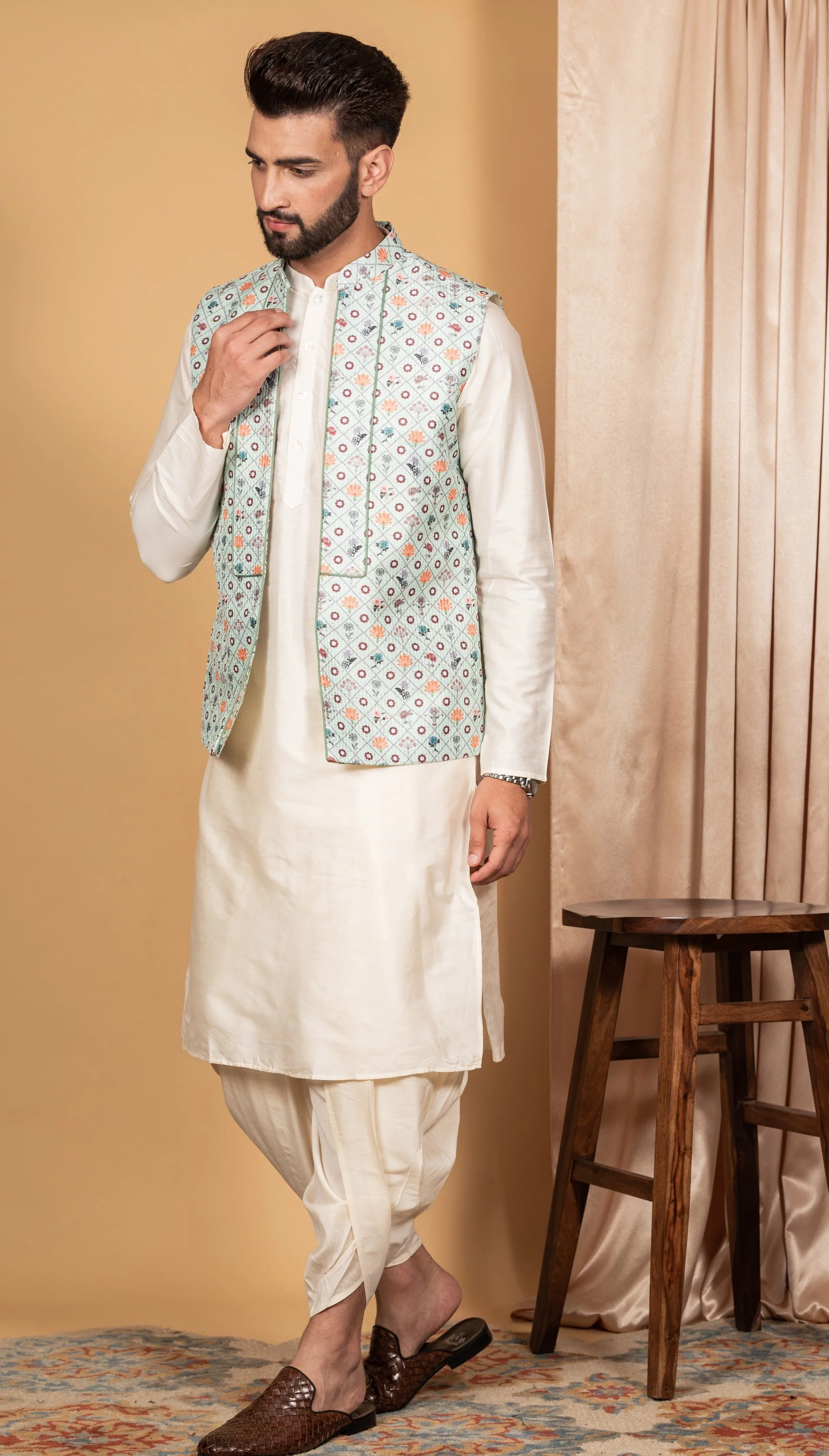 Men Green Kurta Jacket Set - Image 2