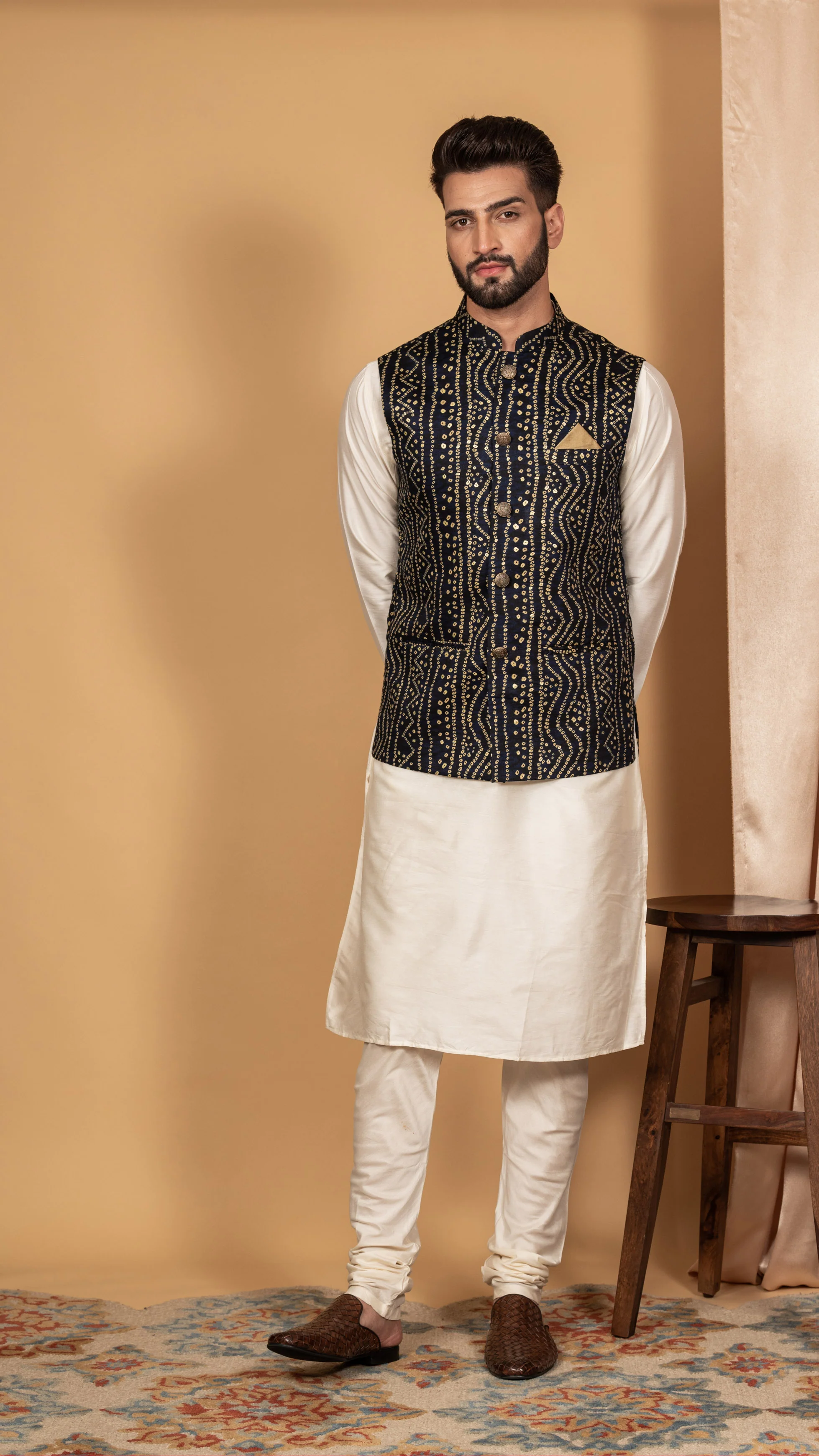 Men Navy Blue Kurta Jacket Set - Image 2