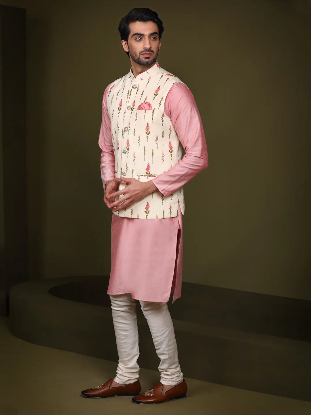 Men White Kurta Jacket Set - Image 3
